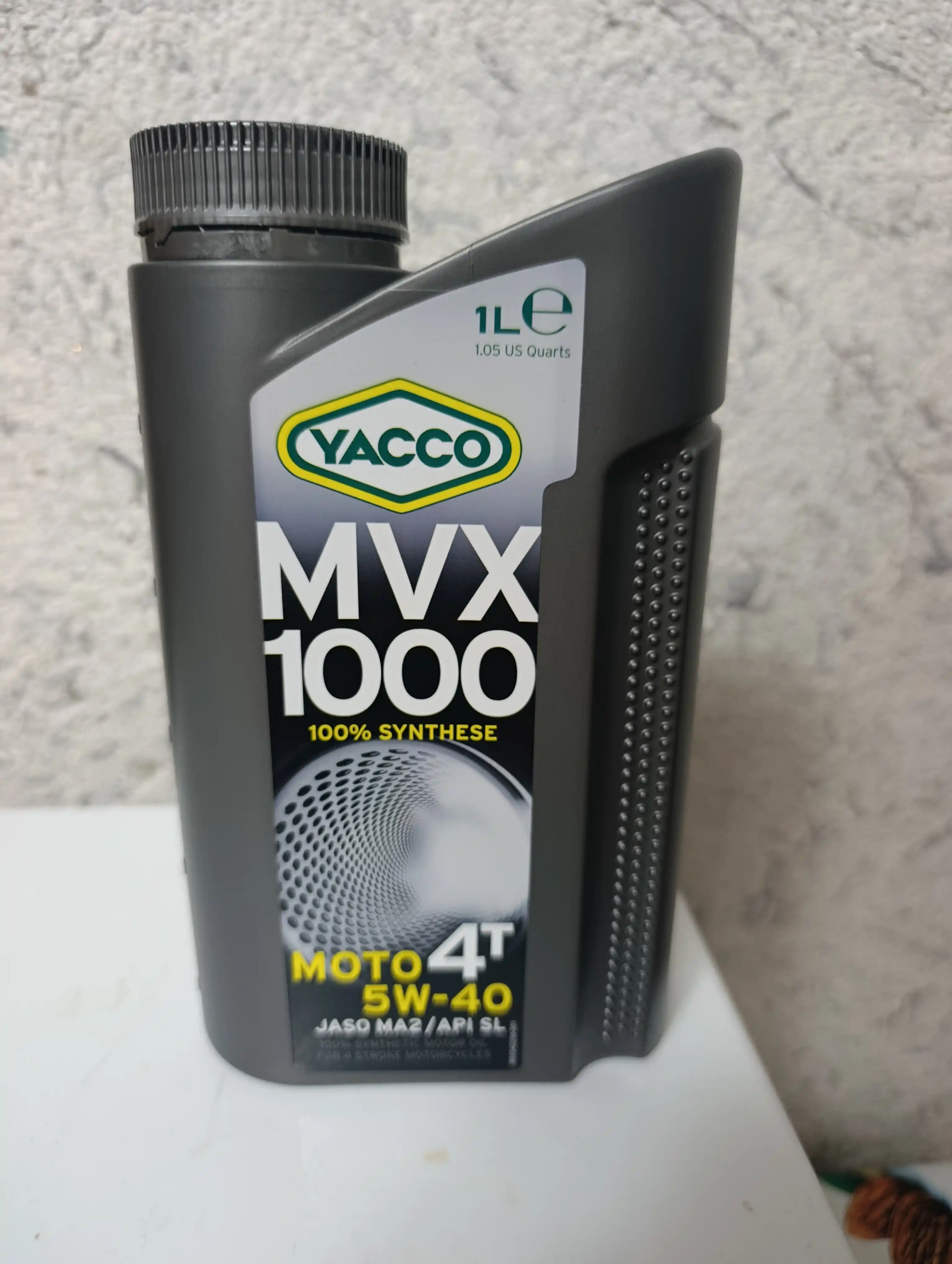 YACCO MVX 1000 4T 5W40 100% синтетическое масло для 4 тактных мото двигателей, 1 л и 4 л