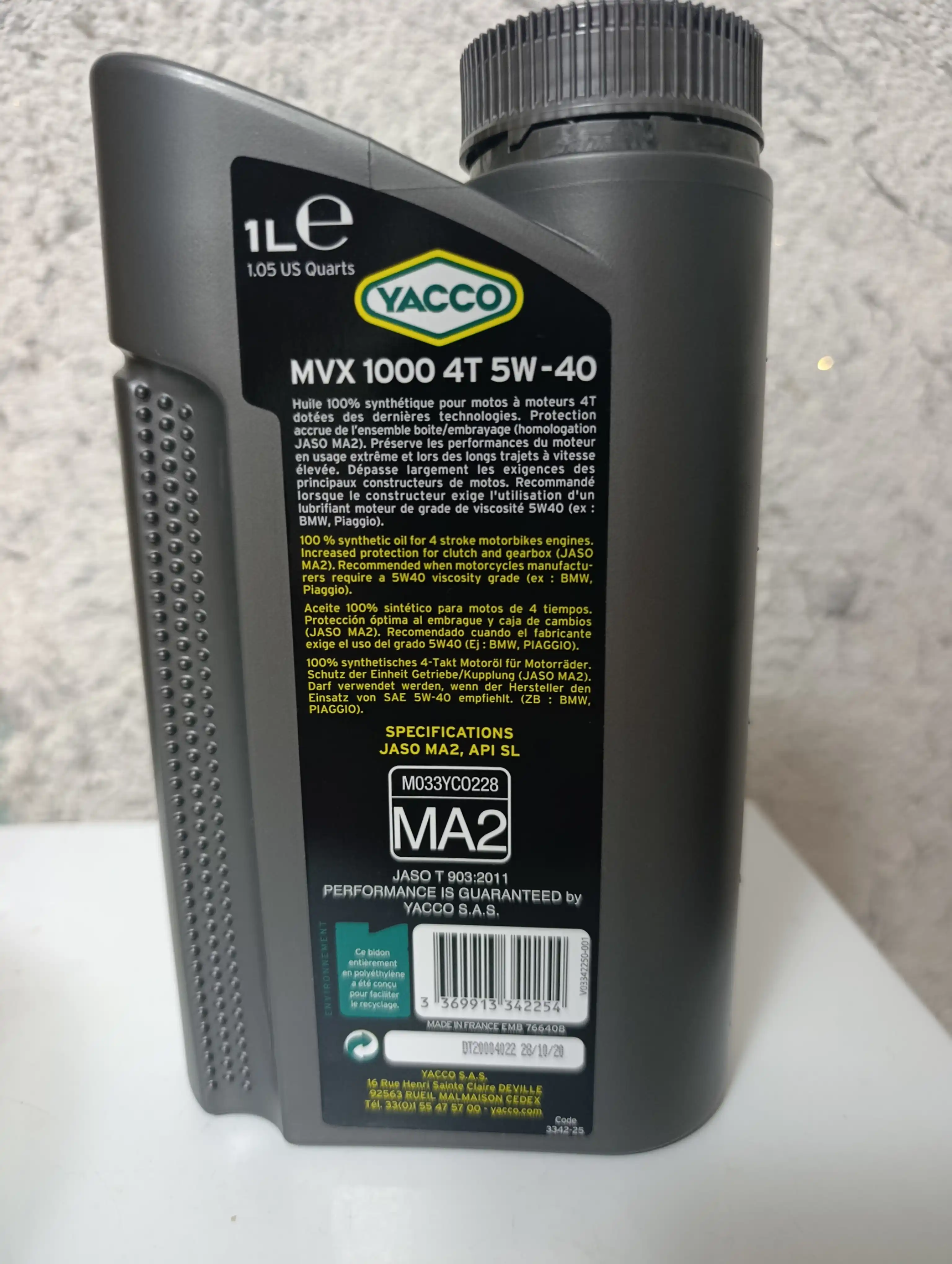 YACCO MVX 1000 4T 5W40 100% синтетическое масло для 4 тактных мото двигателей, 1 л и 4 л