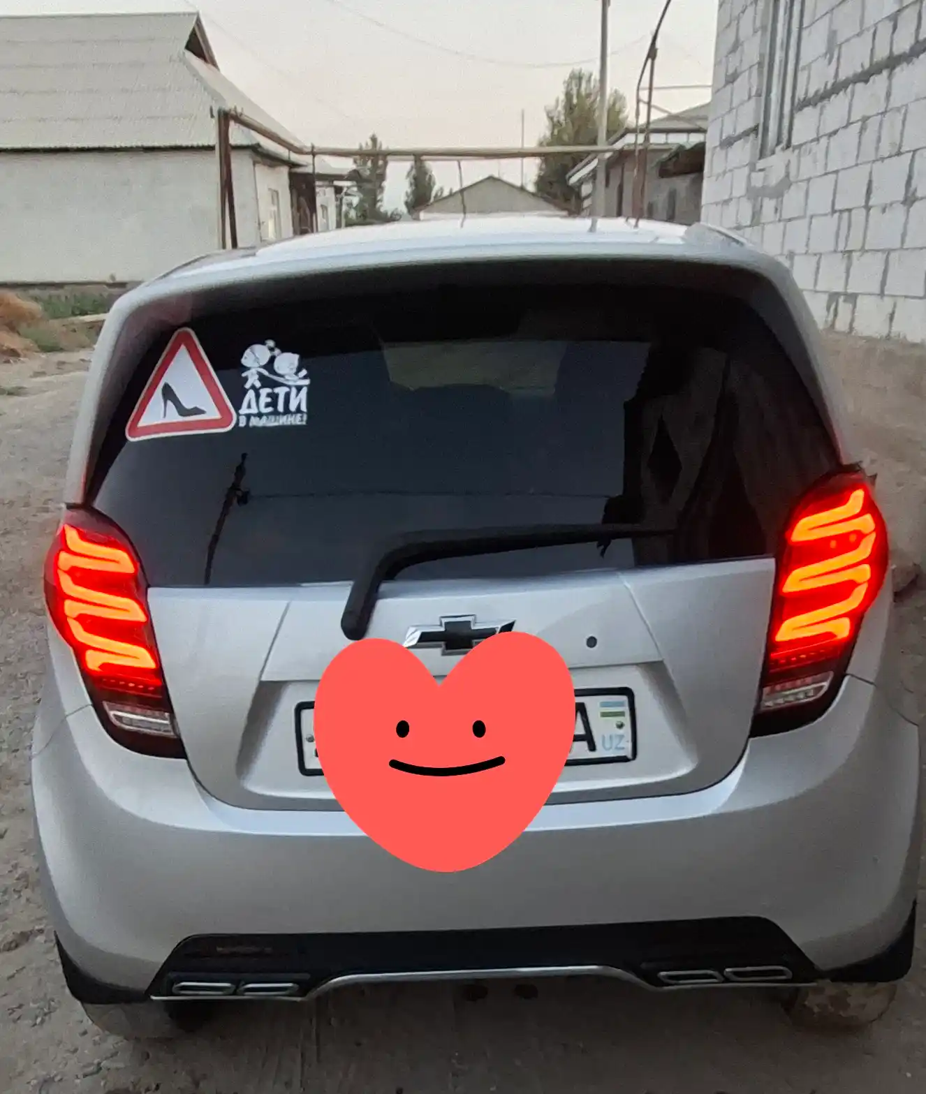 Знаки, стикеры и наклейки на автомобиль "Ученик за рулем", "Дама за рулем"