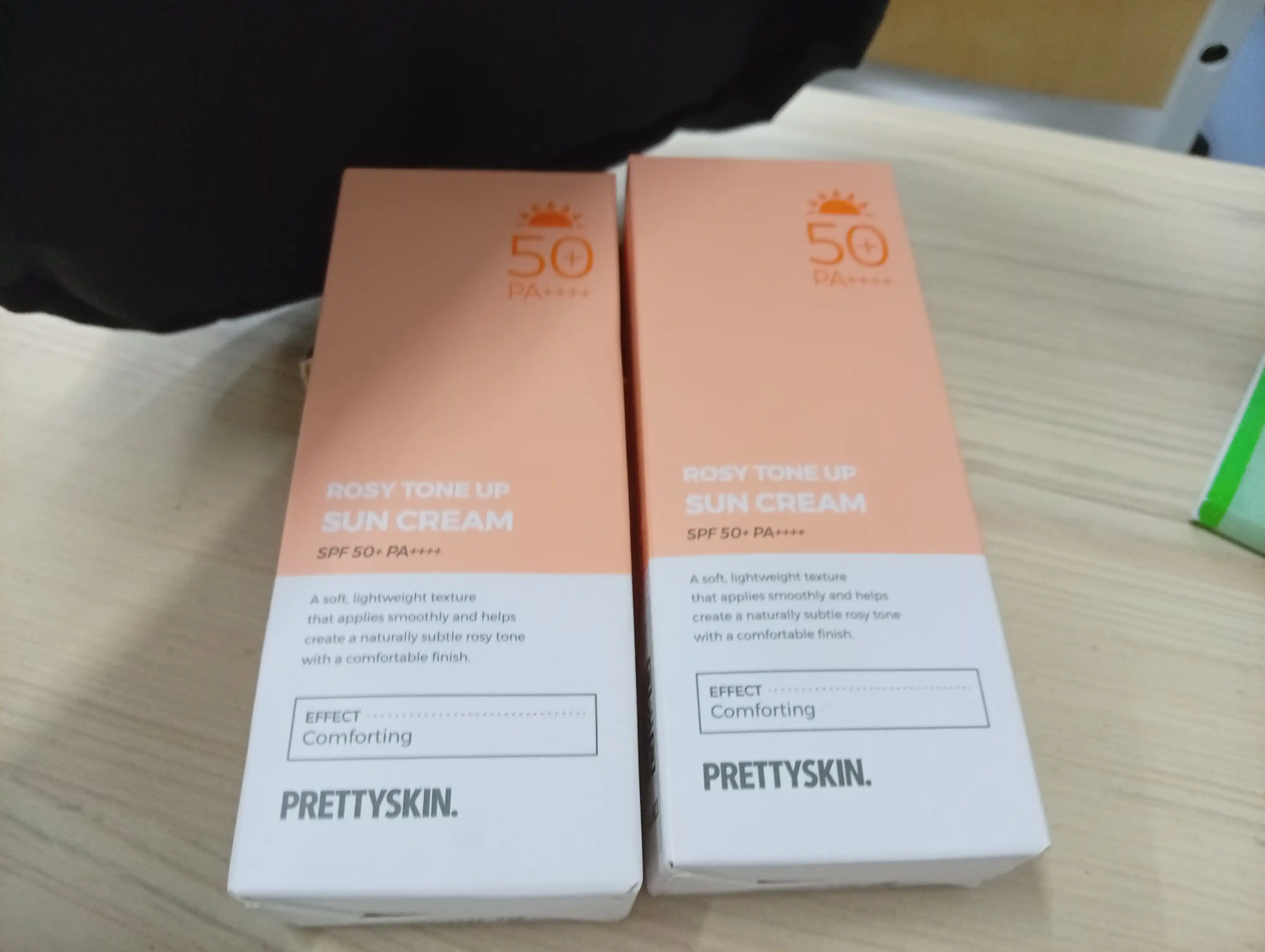 Pretty Skin Yuz uchun namlovchi, quyoshdan himoyalovchi krem SPF50+ PA++++ 4 xil, 70 ml