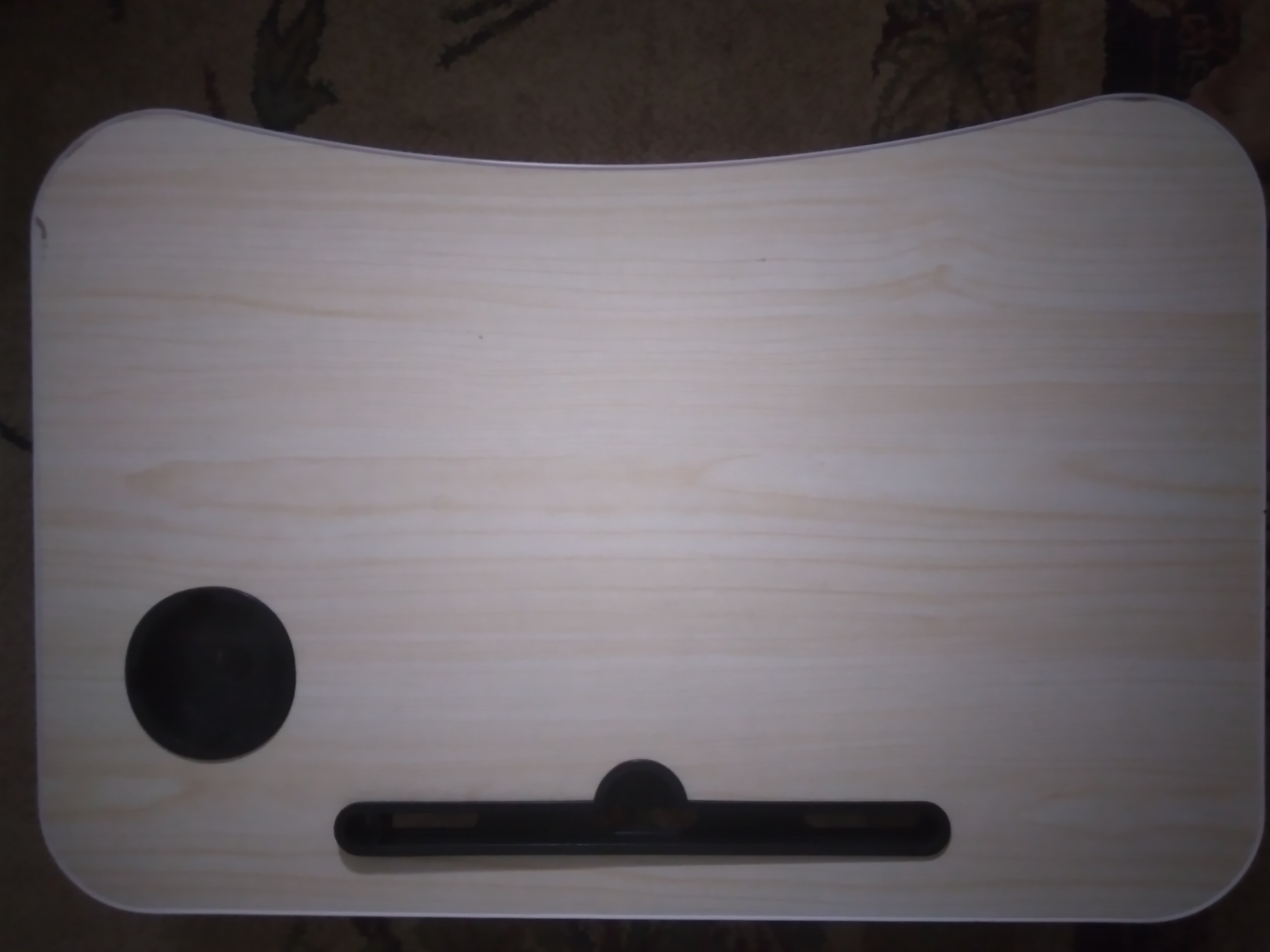 Yig'iluvchan mini-stol, g'aladonlik, to'shakda noutbuk va nonushta uchun, 60×40×28 sm
