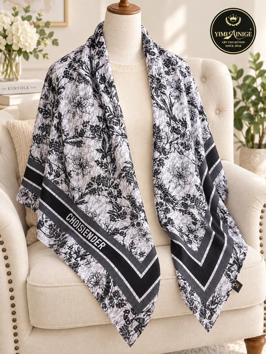 Turkiya XB ayollar ro‘moli 110x110 sm, boshga, oq-pushti, gulli