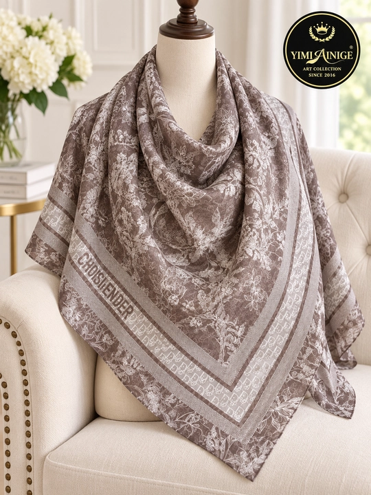 Turkiya XB ayollar ro‘moli 110x110 sm, boshga, oq-pushti, gulli