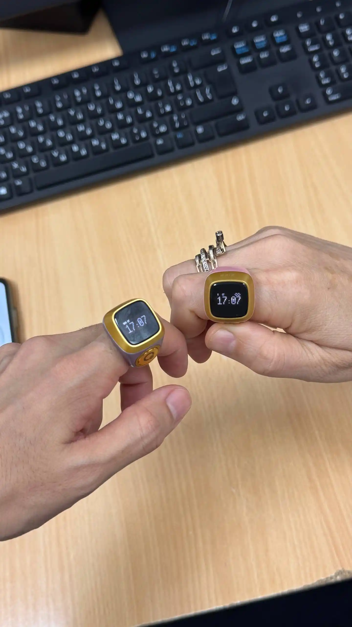 Elektron tasbeh Zikr Ring Lite, zikr va istig'for uchun, vibratsiya, suvga chidamli ekran