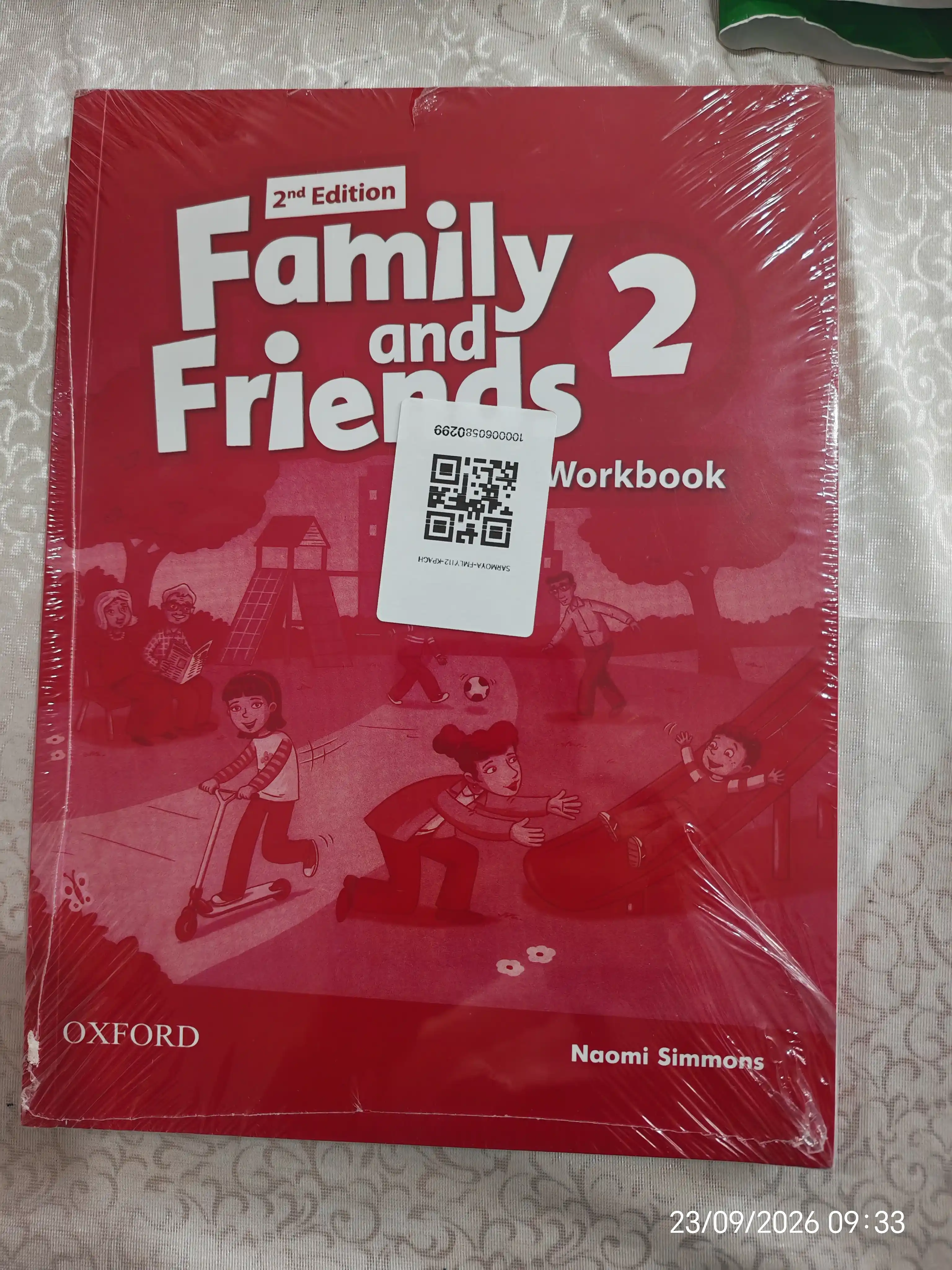 Family and Friends 1, 2 Class Book+Workbook Naomi Simmons 240x170