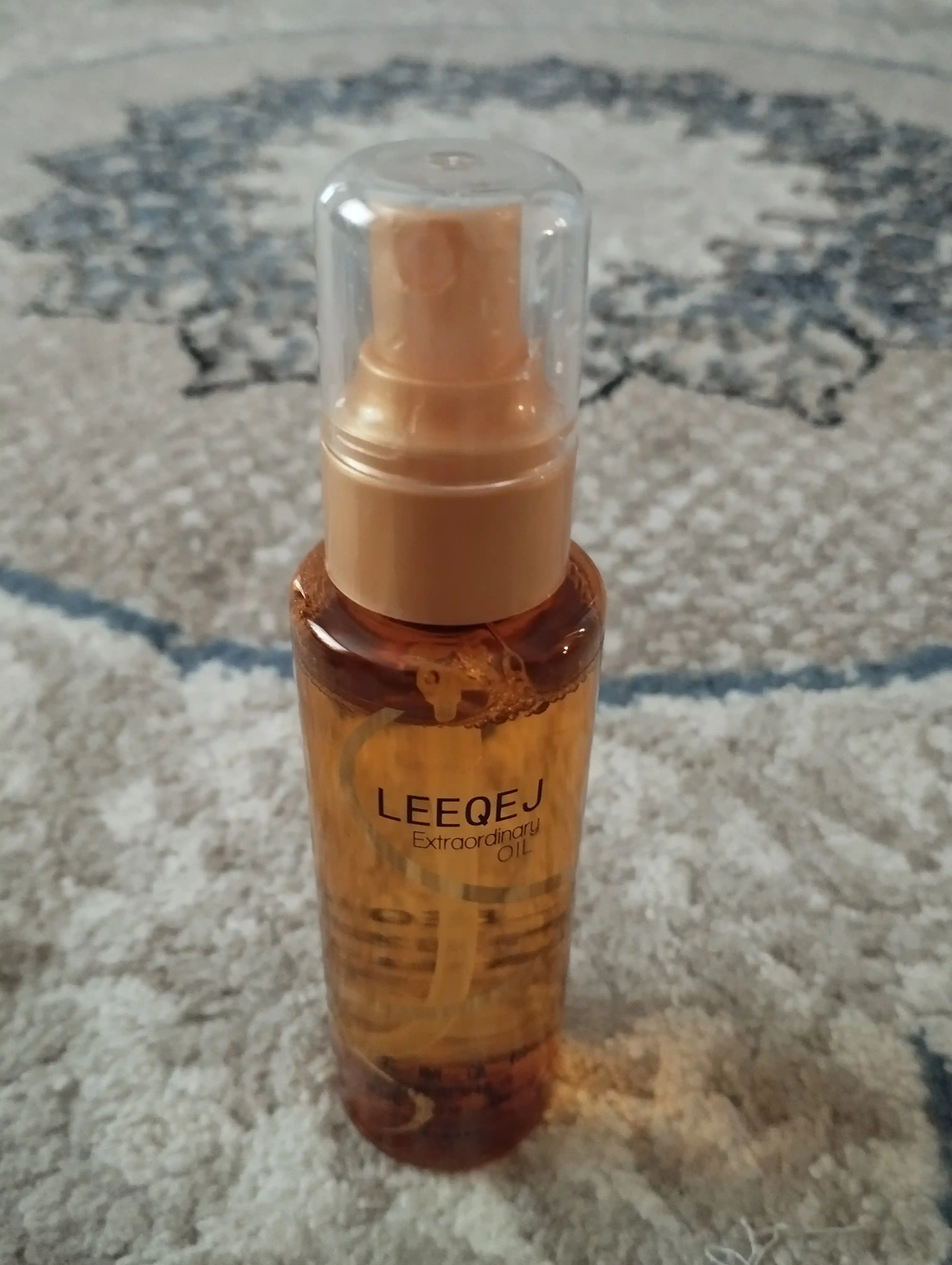 LEEQEJ Extraordinary Oil sochlar uchun sprey, 100 ml