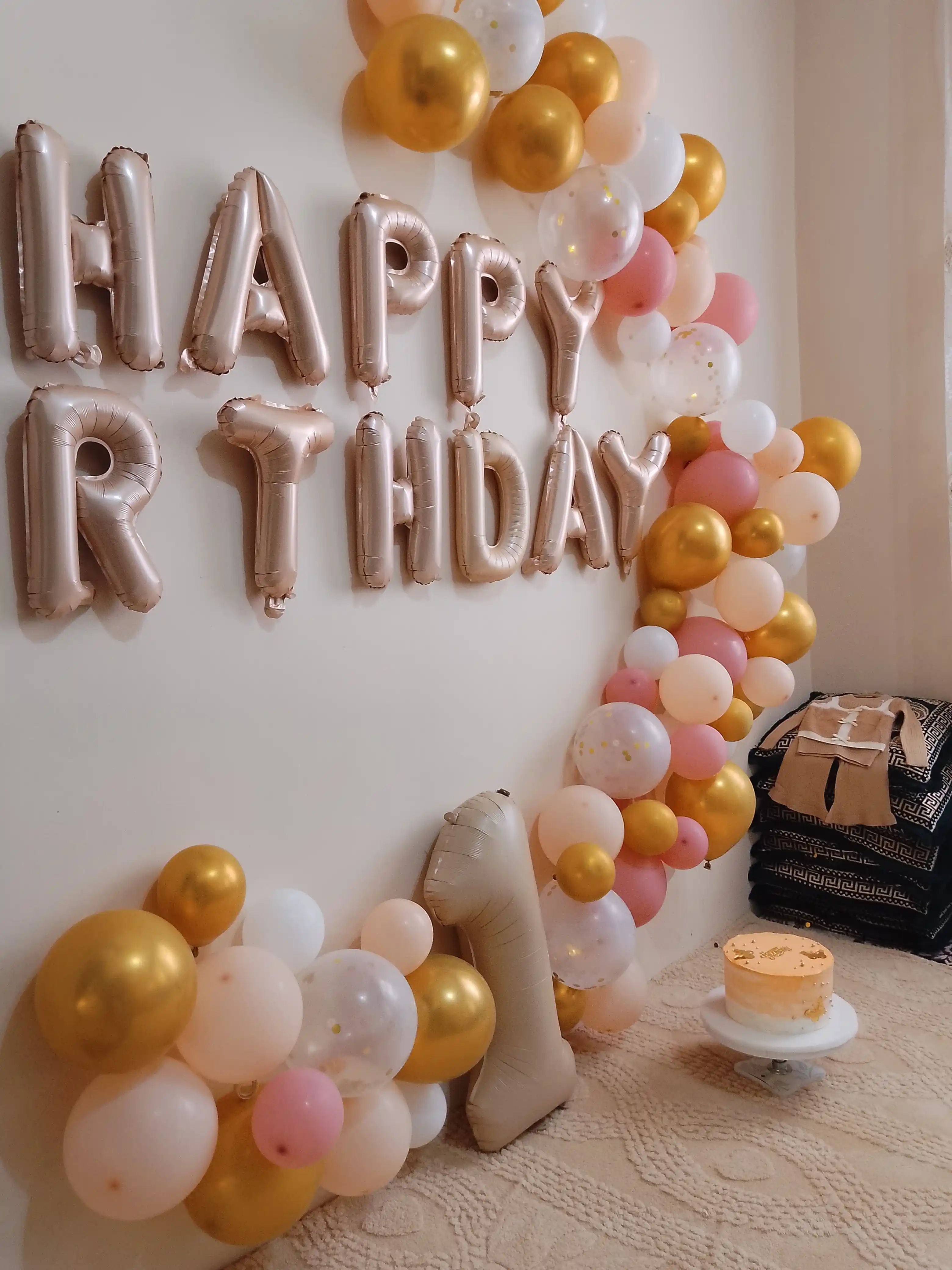 Большой набор воздушных шаров Happy Birthday для фотозоны и дня рождения