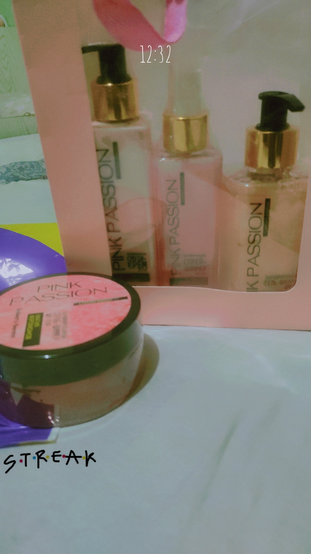 Pink passion, уход за телом; парфюмированный набор; феромоновый парфюм
