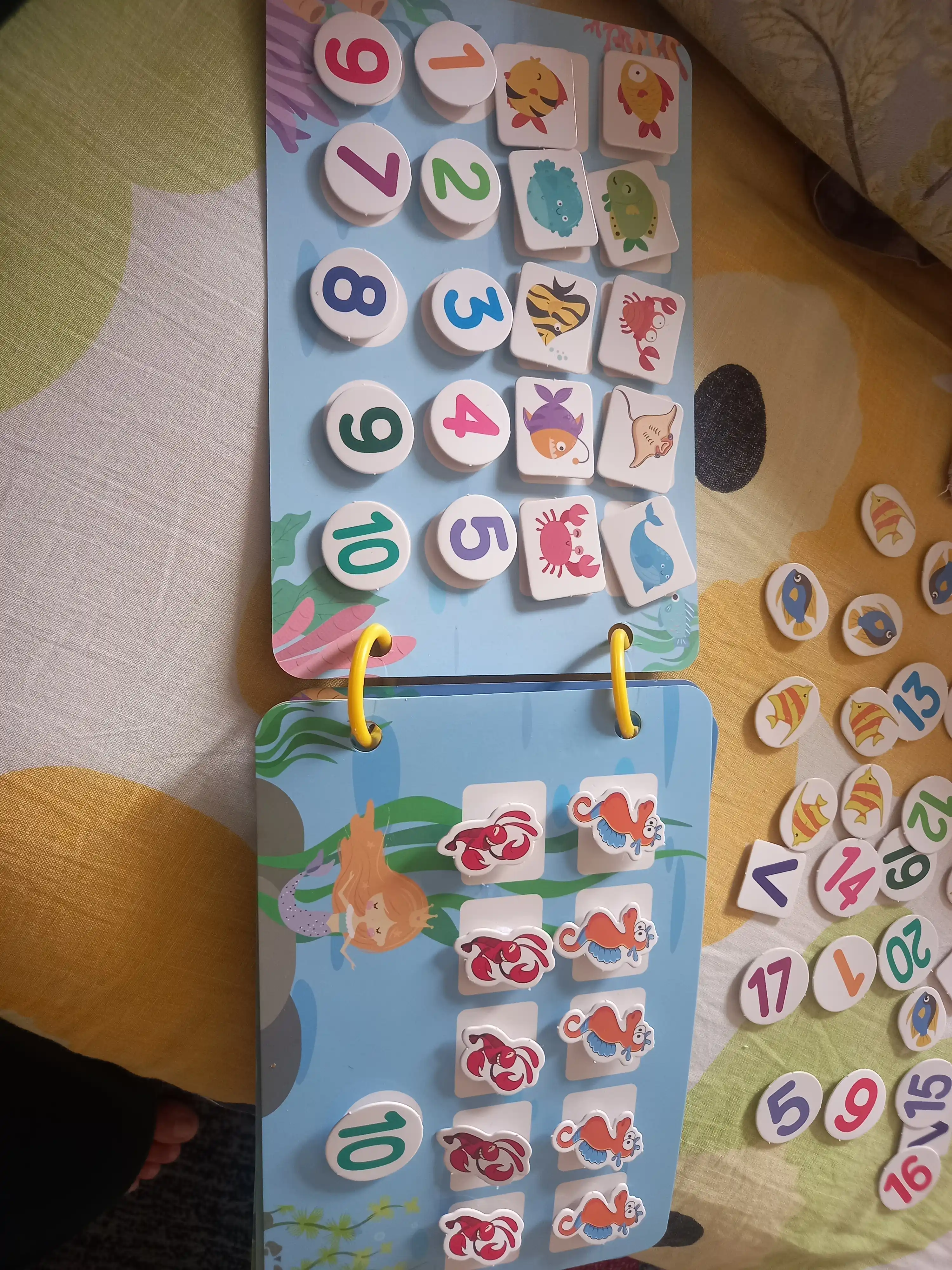 Busybook, rivojlantruvchi kitob, Montessori kitobi
