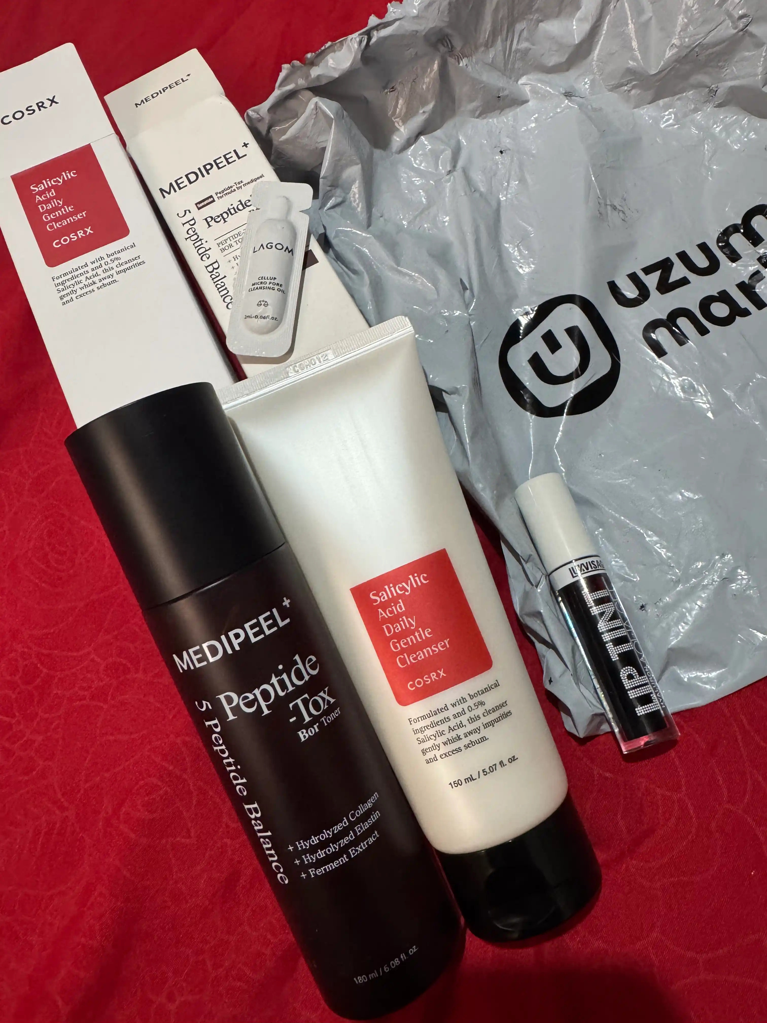 COSRX Salicylic Acid Cleanser — пенка с салициловой кислотой 0,5%, от акне и черных точек