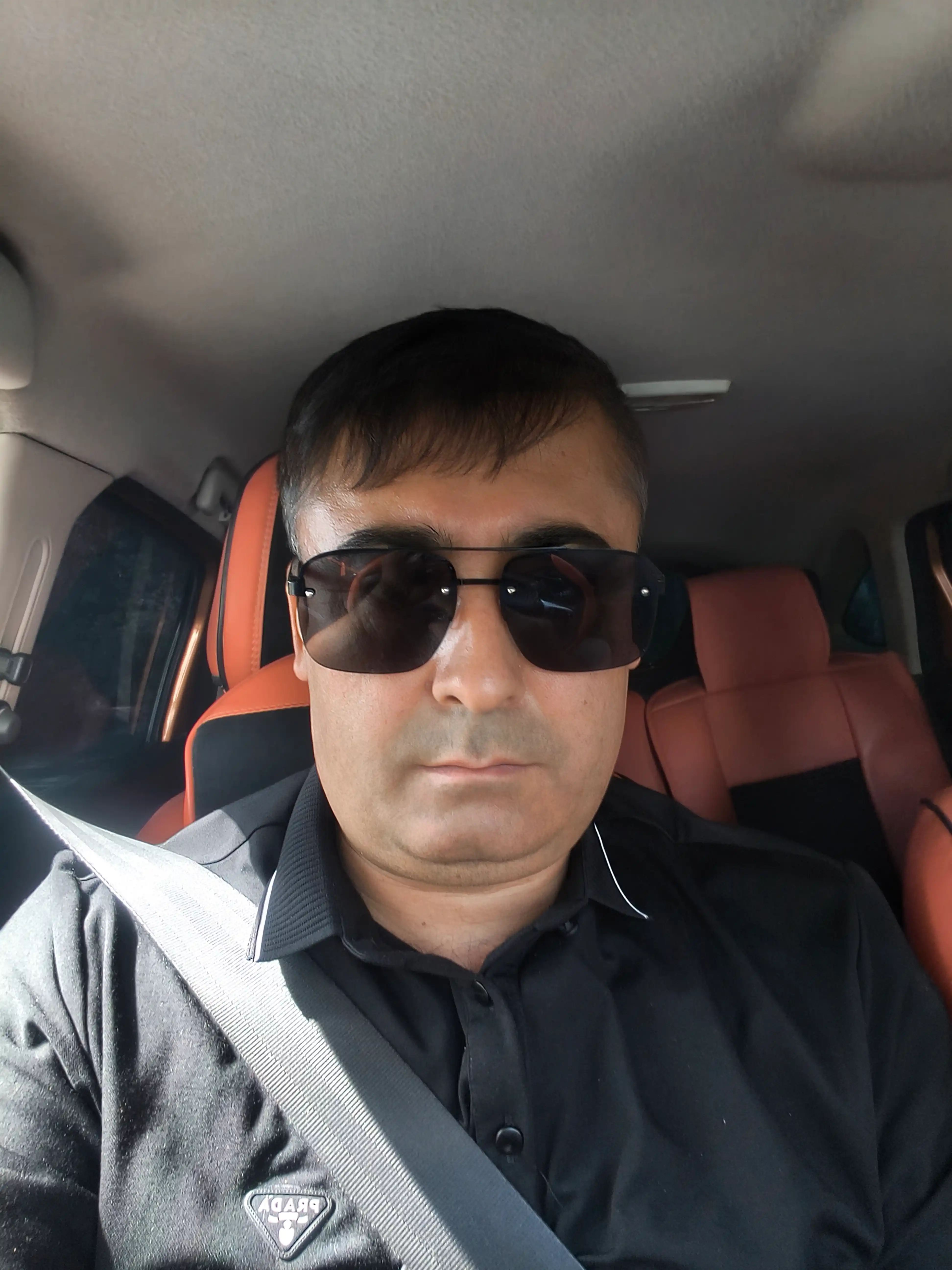 Ko'zoynak quyoshdan himoya qiluvchi, erkaklar uchun