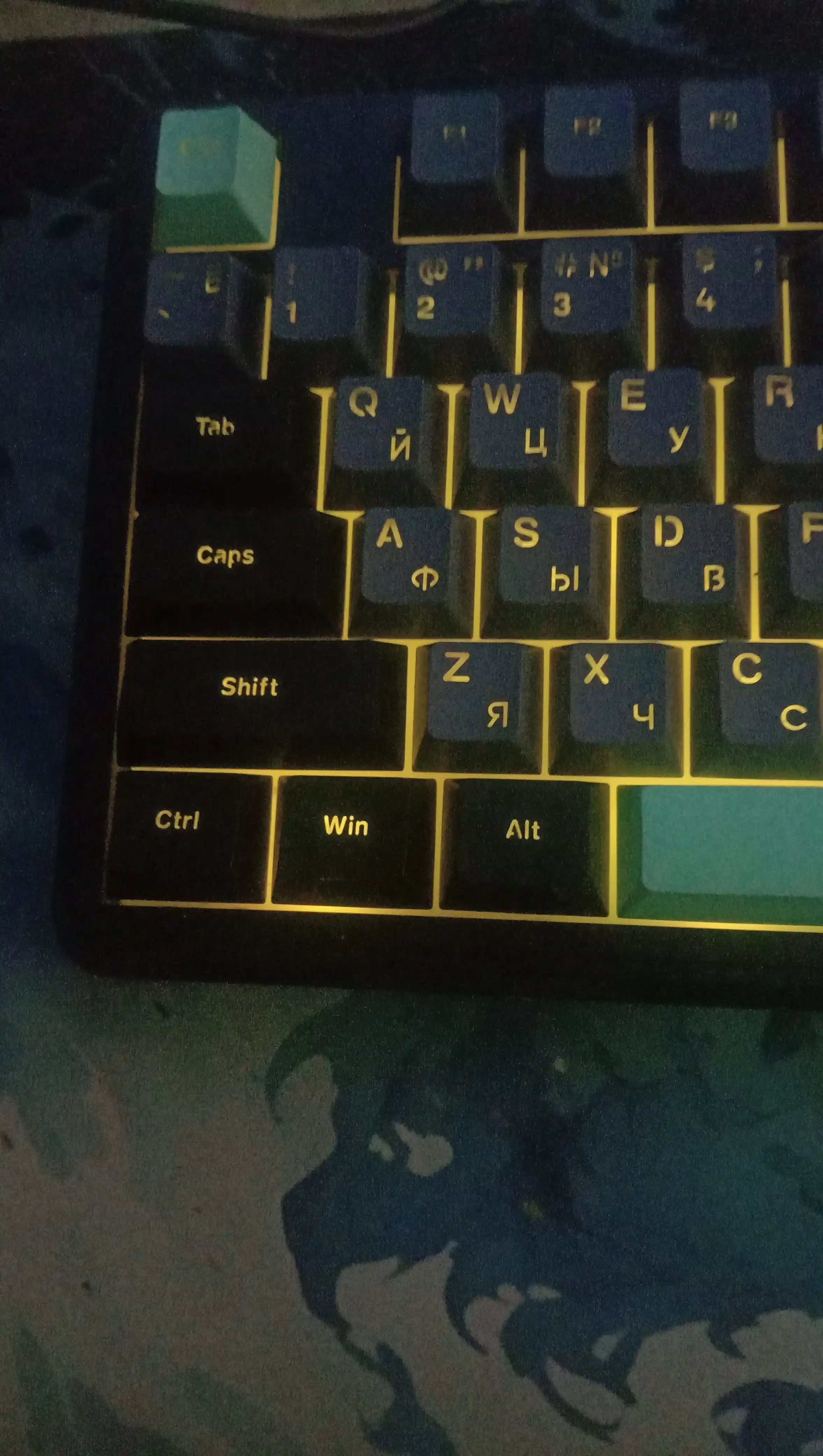 Geymerlar uchun membrana klaviatura Furycube IP98 RGB yoritgichlar bilan
