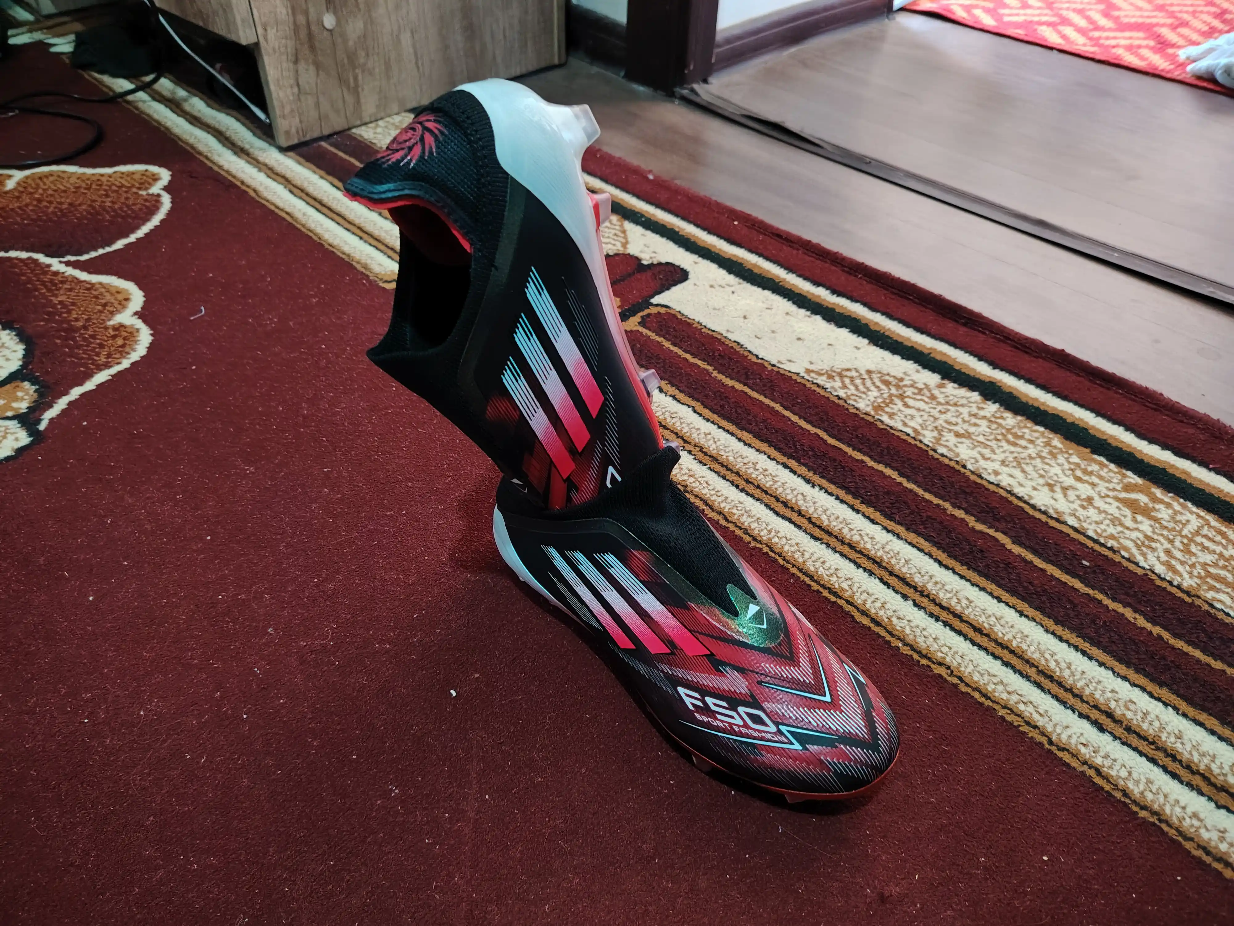 Футбольные бутсы и сороконожки F50, мужские, подростковые, размеры 35–44