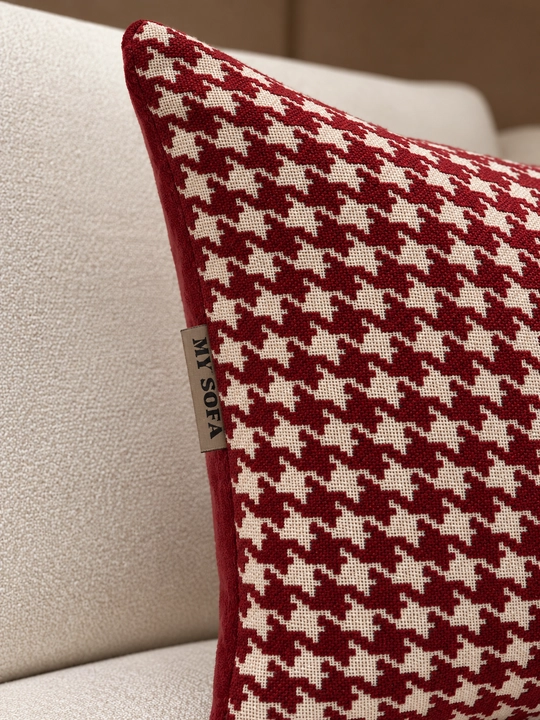 My Sofa’dan dekorativ yostiqlar — Black & Burgundy