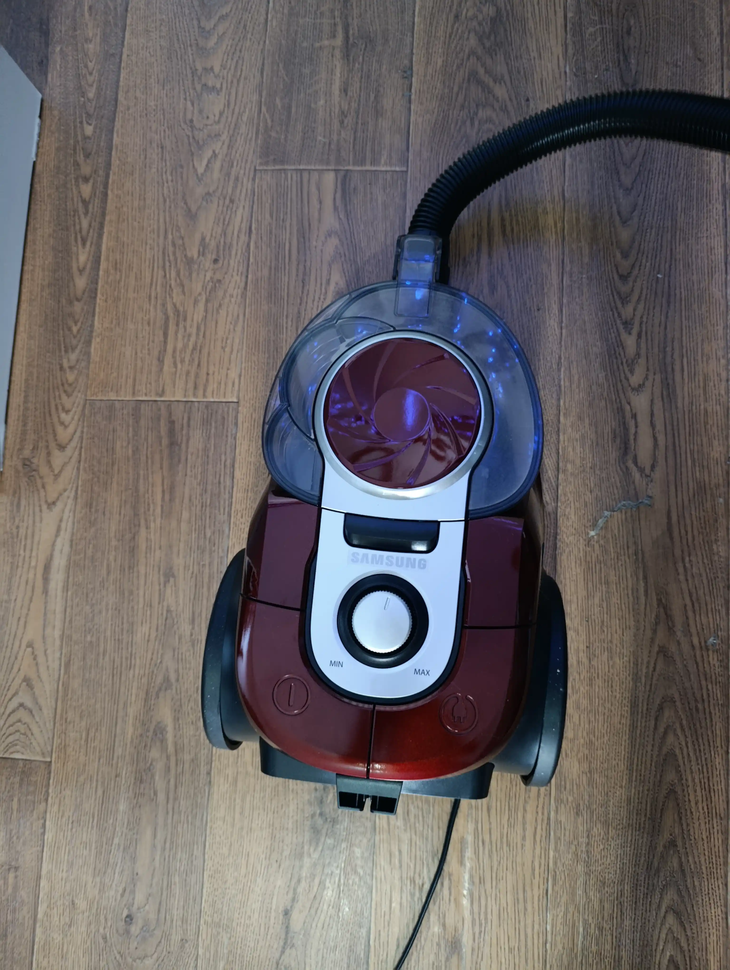 Пылесос Samsung PowerPro, 3600w, 4 л, иновационный, с телескопической трубкой, HEPA фильтр
