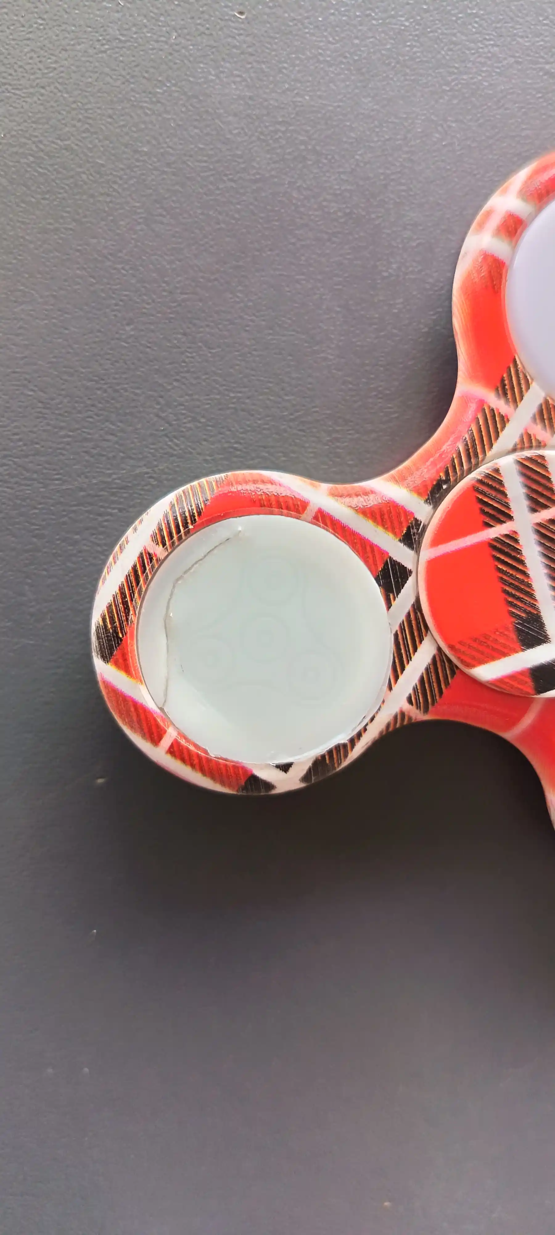 Fidget Spinner anti-stress o'yinchog'i, 3 qanotli, bolalar va kattalar uchun