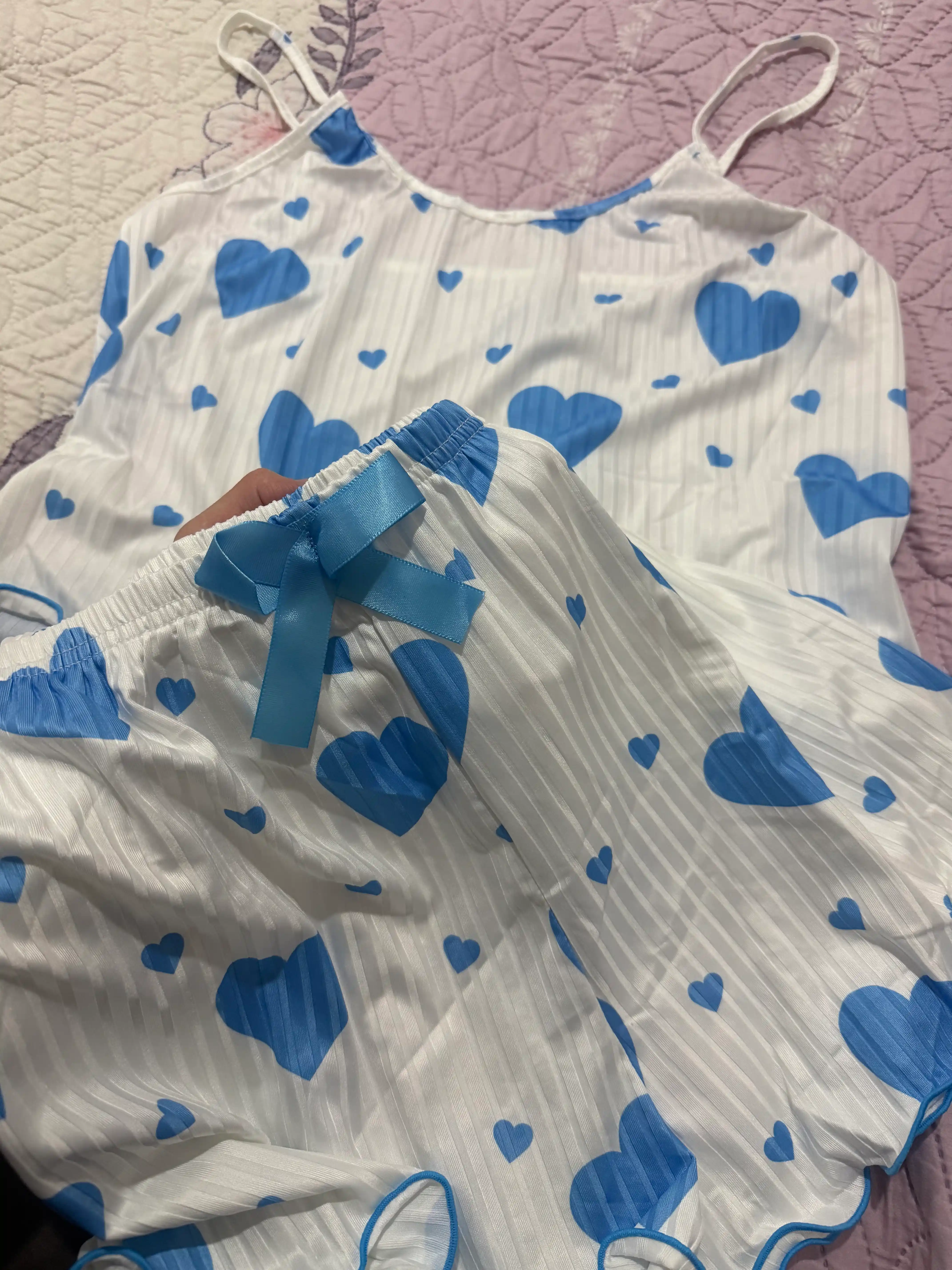 Pijama ayollar uchun lapsha matosidan, yurakchali to‘plam: mayka va shortik