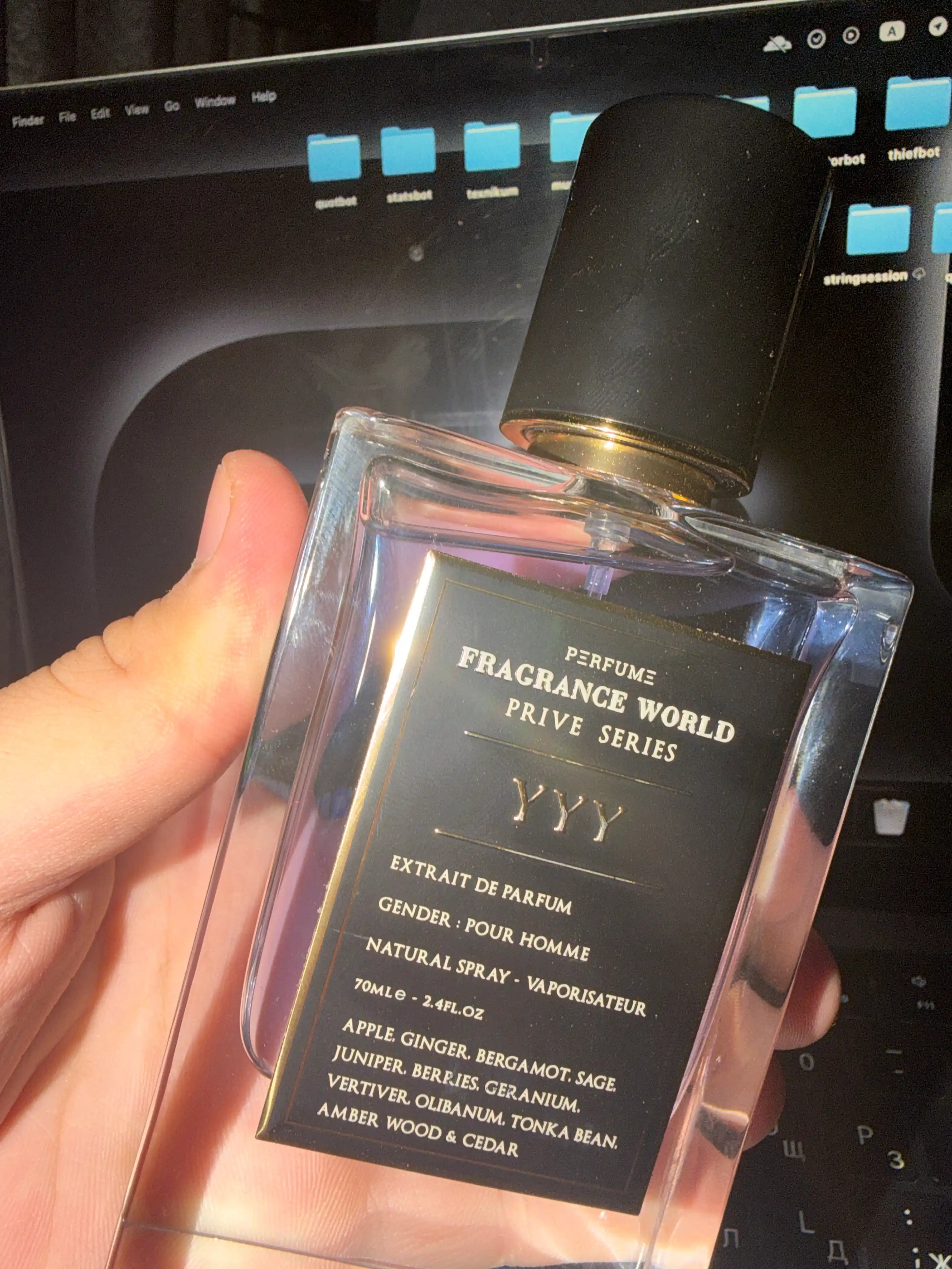 Parfyumlangan suv Fragrance World YYY Erkaklar uchun 70 ml