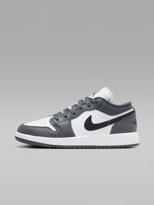 NIKE SB DUNK LOW krossovkalari, sport, uniseks, 1 o‘lcham kichikroq