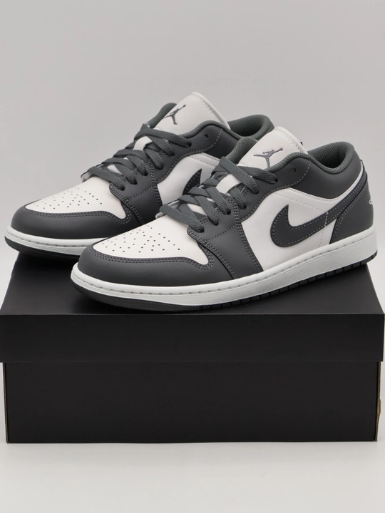 NIKE SB DUNK LOW krossovkalari, sport, uniseks, 1 o‘lcham kichikroq