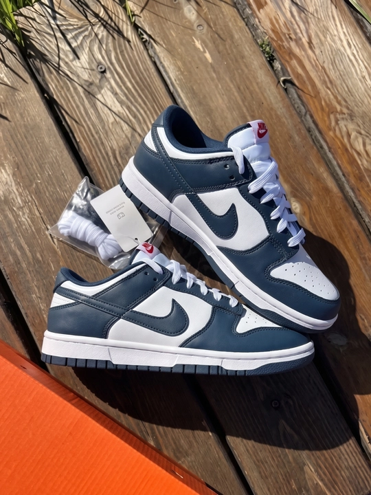NIKE SB DUNK LOW krossovkalari, sport, uniseks, 1 o‘lcham kichikroq
