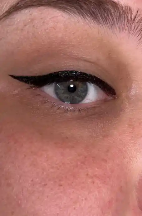 Подводка для глаз SEMILY Eye Liner, фломастер для глаз водостойкий черный,тонкая стрелка