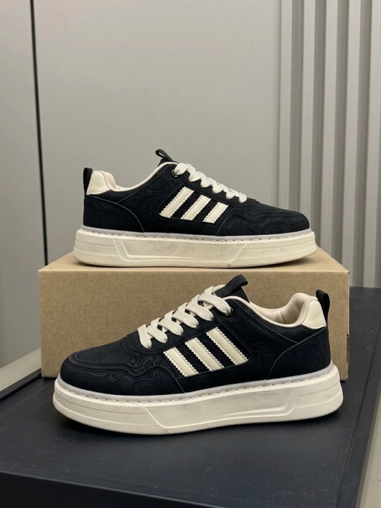 Erkaklar uchun sifatli va qulay Adidas krossovkalari - 