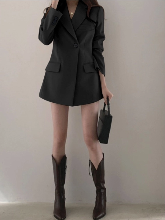 Женский удлинённый пиджак, приталенный, классический, с карманами