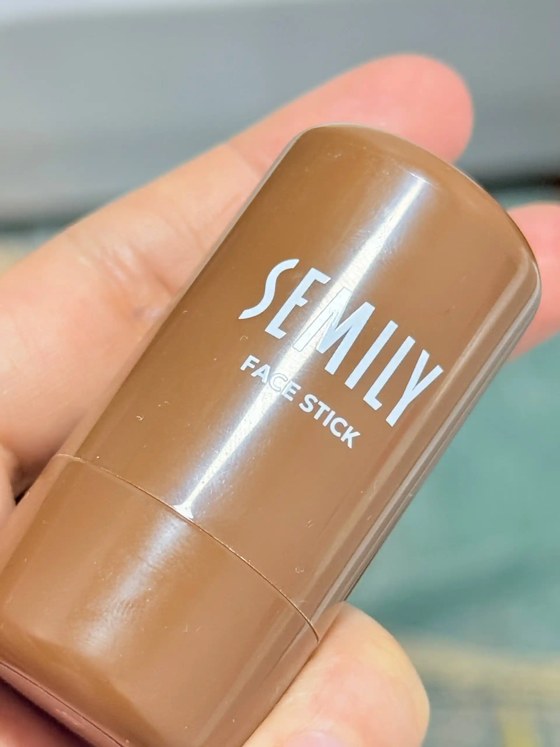 Хайлайтер стик  SEMILY для лица Highlighter Stick, кремовый, сияющий, тон 01