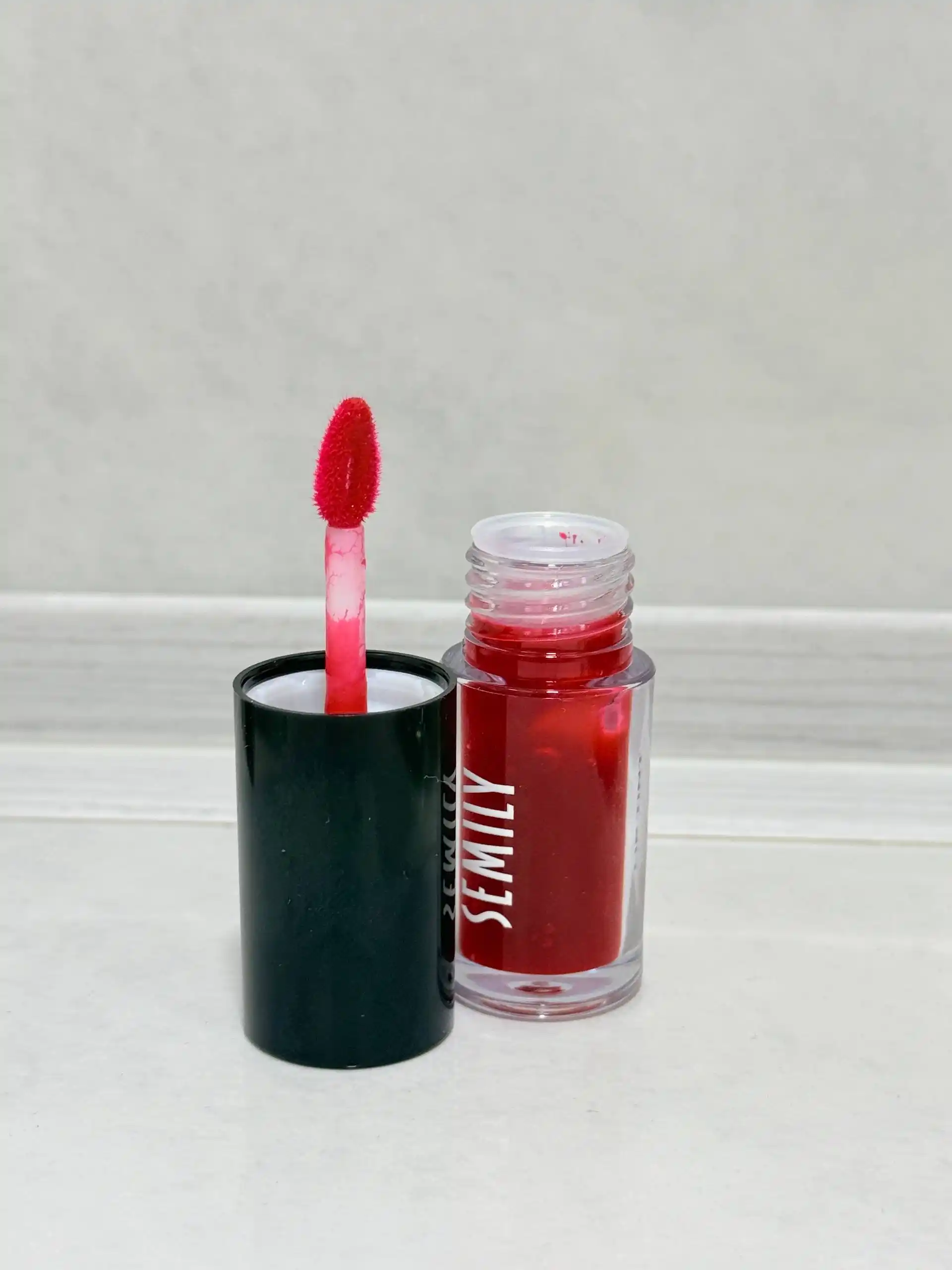 SEMILY lab bo‘yog‘i Tint, lab bo‘yog‘i Tint chidamli, namlovchi, tabiiy pardoz, 2 xil rangda