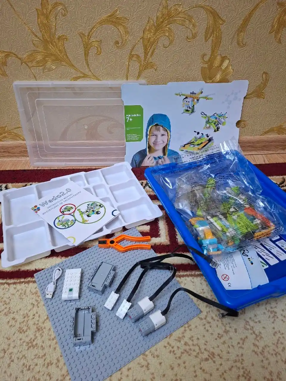 LEGO WeDo 2.0 Smart HUB с аккумулятором, 2 мотора, конструктор для робототехники,