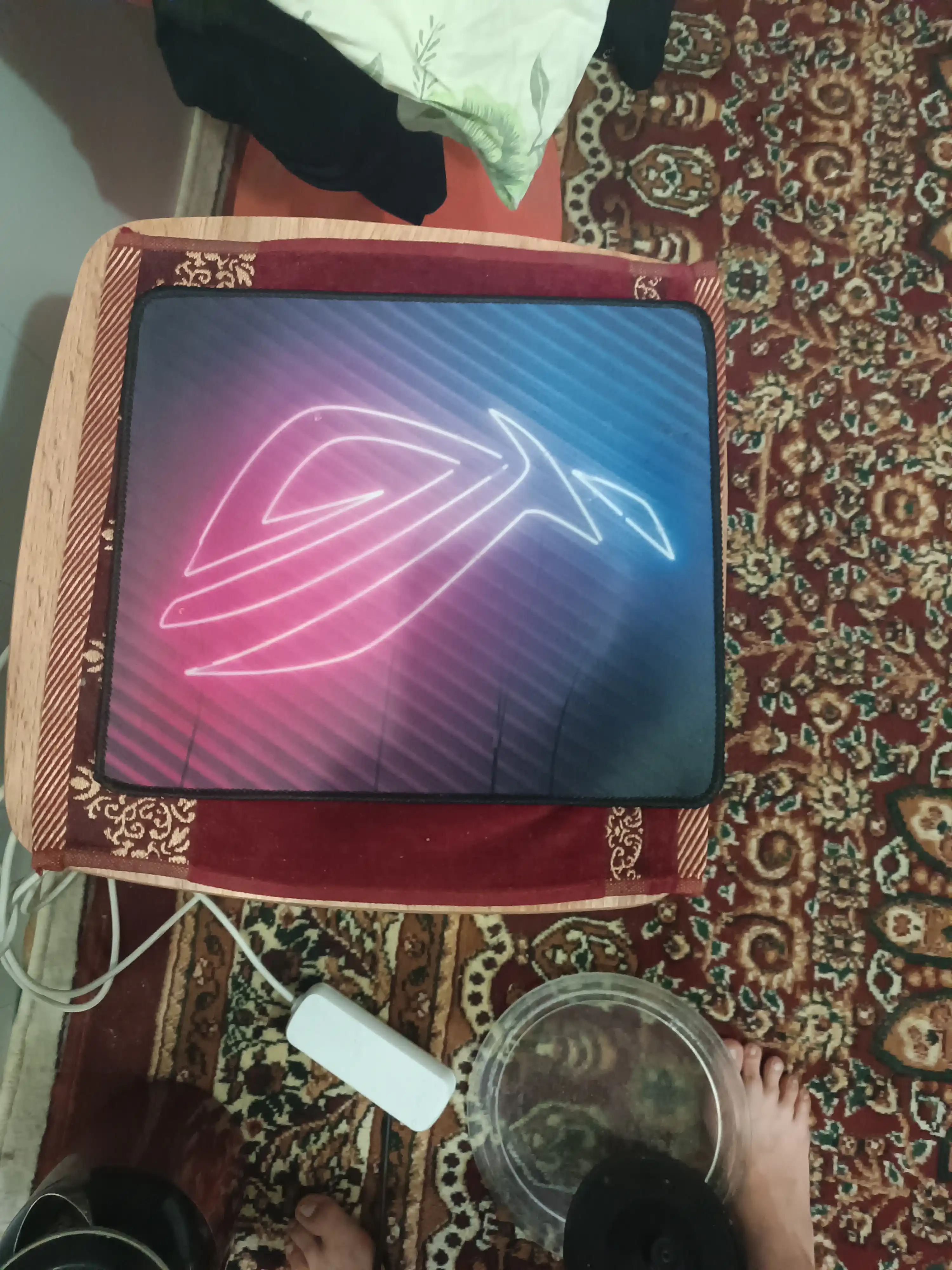 Kompyuter sichqoncha gilamchasi Asus ROG, 30 x 25 sm
