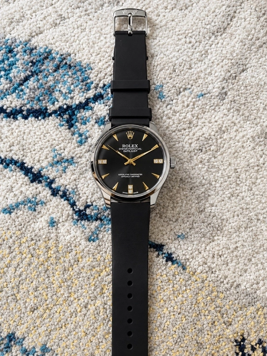 Rolex erkaklar qol soati,silikon remeshok juda chidamli,doyimiy modadagi yoqimli korinish