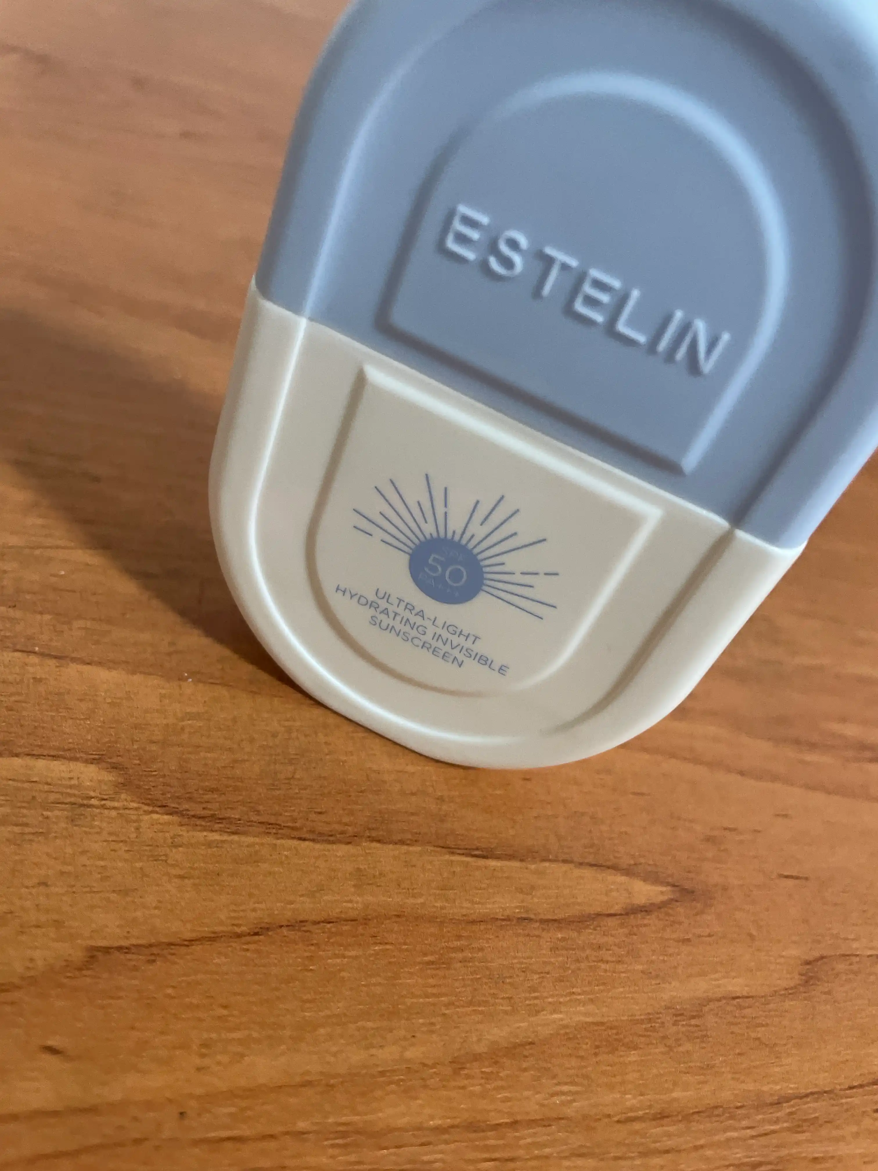 Quyoshdan himoyalovchi krem Estelin, SPF yuz va tana uchun krem, oqartiruvchi 100, 50 g