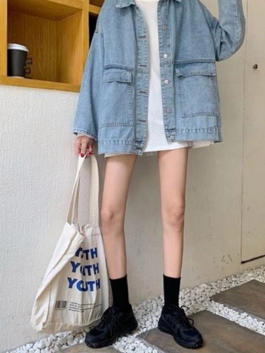 Ayollar jinsi pidjagi, denimdan tikilgan zamonaviy bleyzer