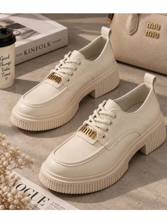 Ayollar loferlari 36-40 o'lchamlarda