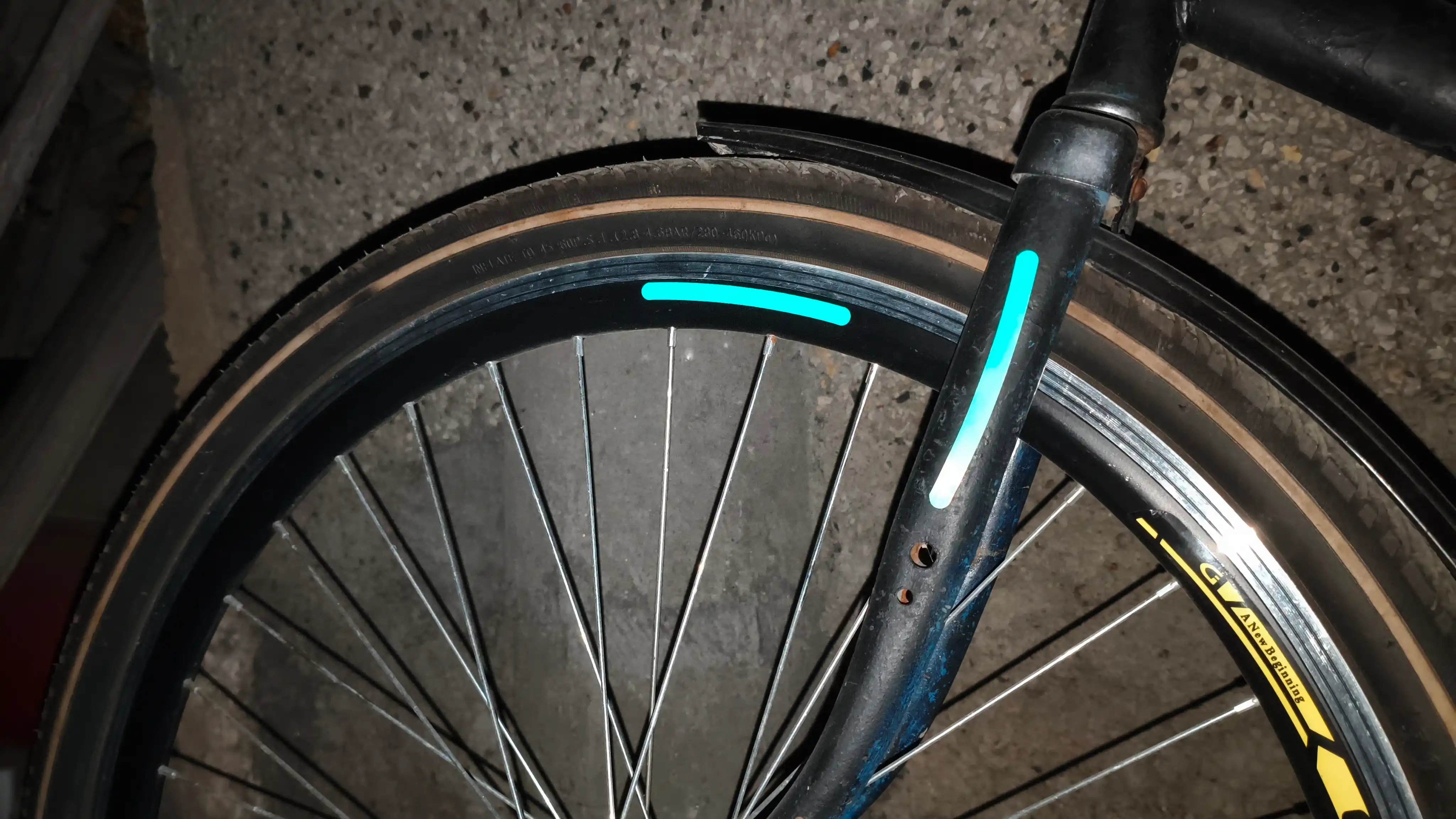 Velosiped, samokat va avtomobil uchun oq chiroqli yoplamalar, 20 dona