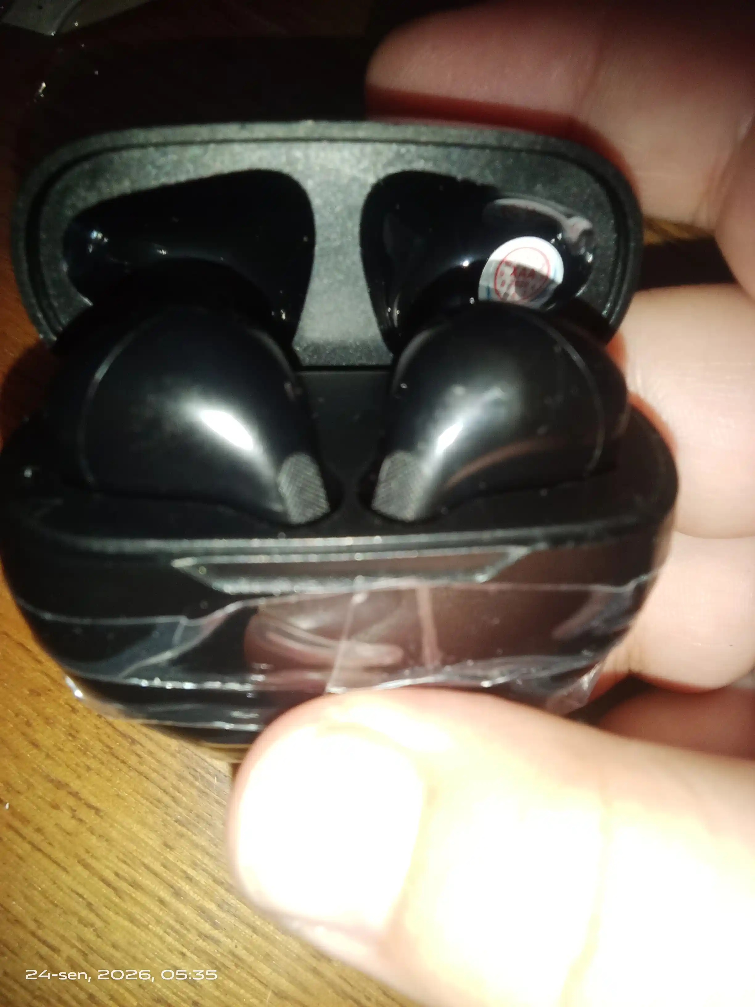 Simsiz quloqchinlar Pro 5 air, Pods Pro 6