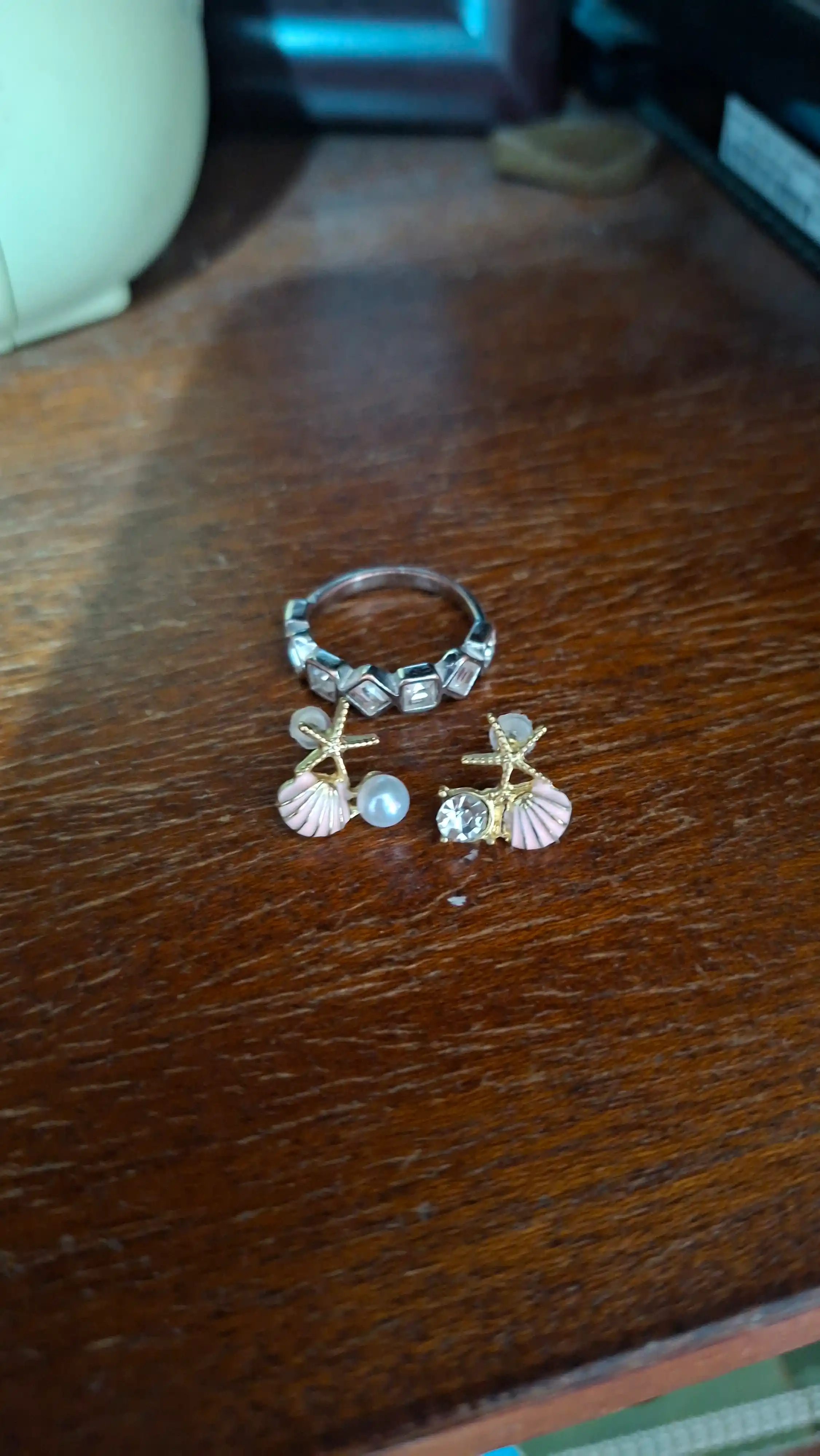 Серьги женские