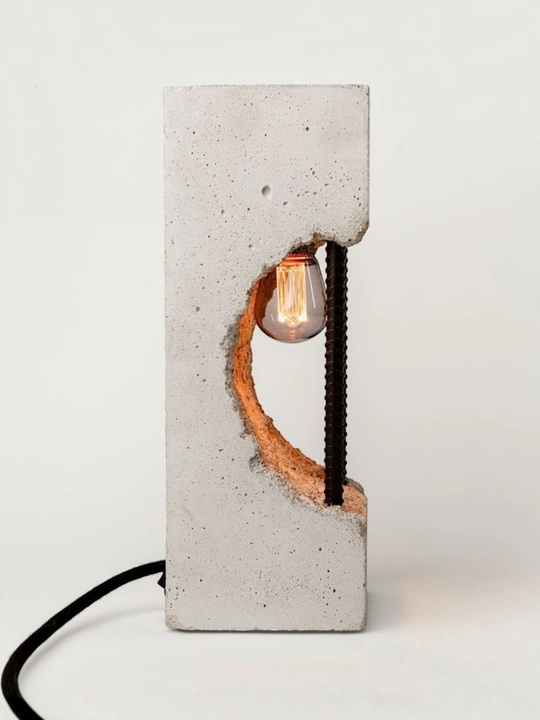 Loft uslubidagi dizaynerlik stol lampasi, qo'lda yasalgan beton chiroq, 530 mm