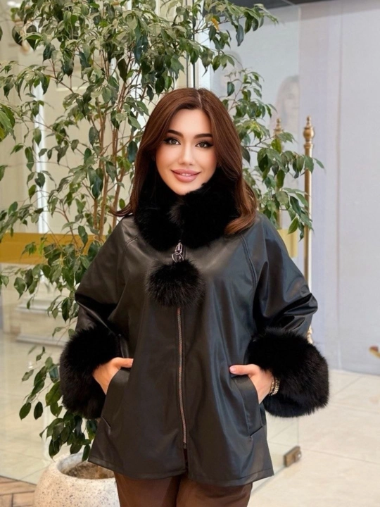 Ayollar kostyumi 46–56 razmer, standart, issiq ustki kiyim, keng bichimli model - 