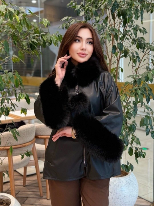 Ayollar kostyumi 46–56 razmer, standart, issiq ustki kiyim, keng bichimli model