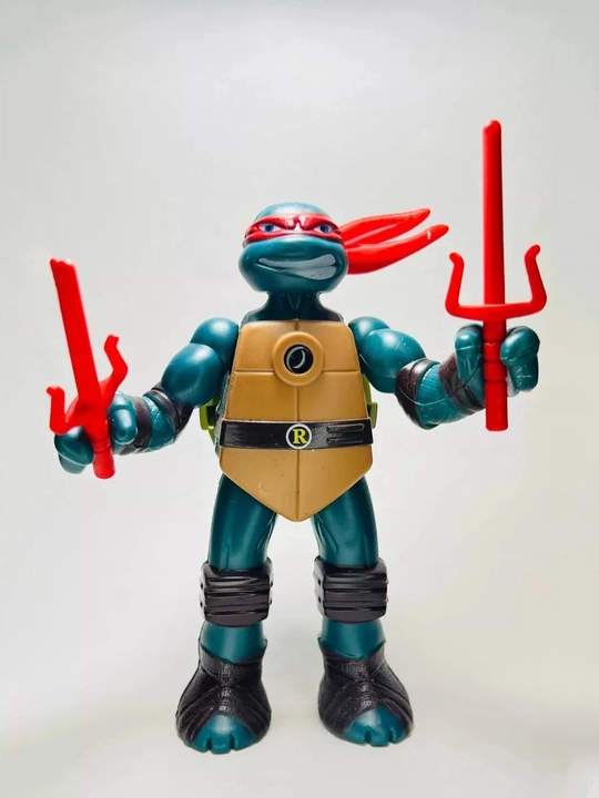 Ninja Warrior figurasi 14 sm, harakatlanuvchi bo'g'imlar, qurol bilan, 3+