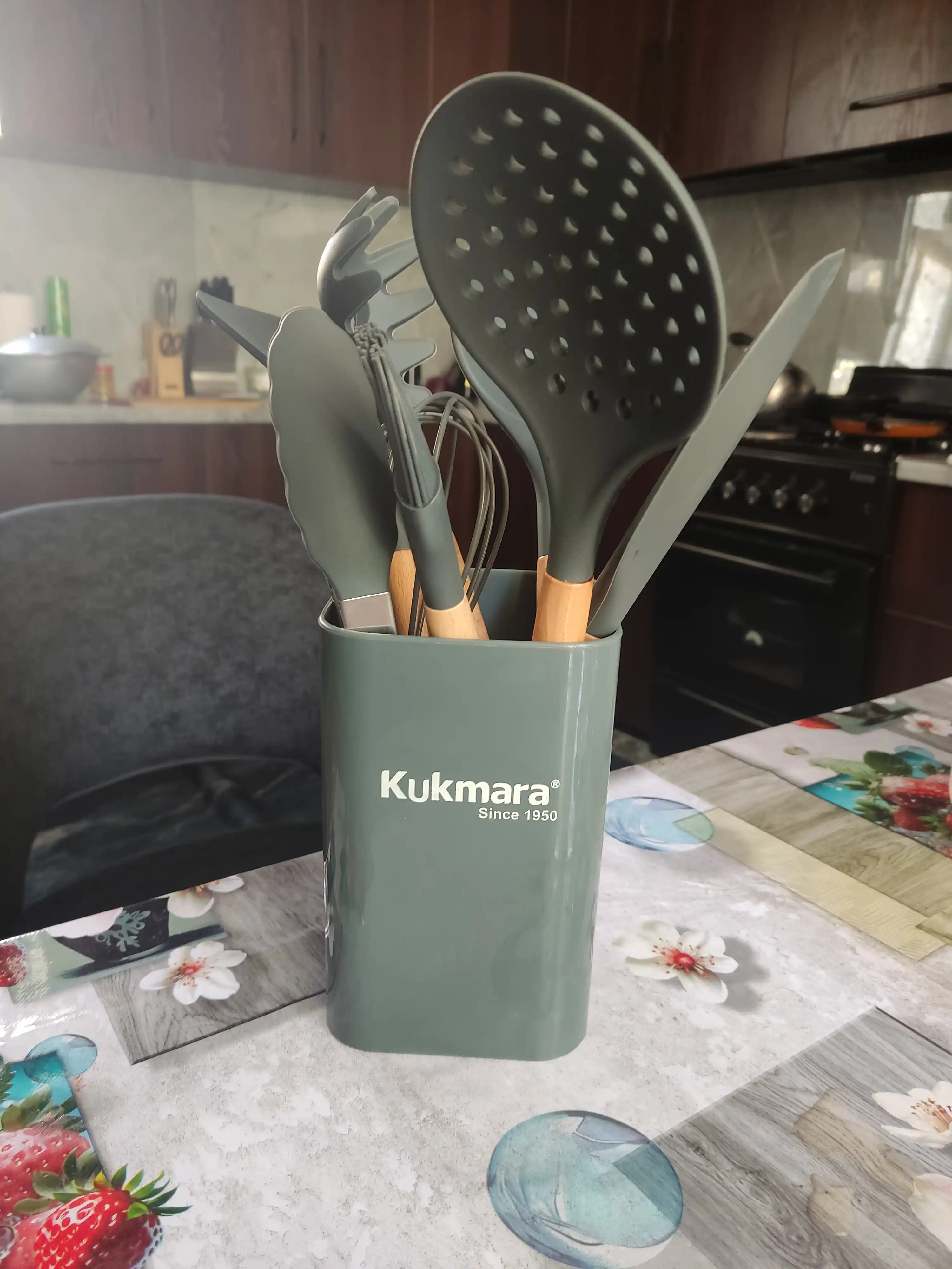 Набор кухонных принадлежностей Kukmara, 9 предметов, с подставкой