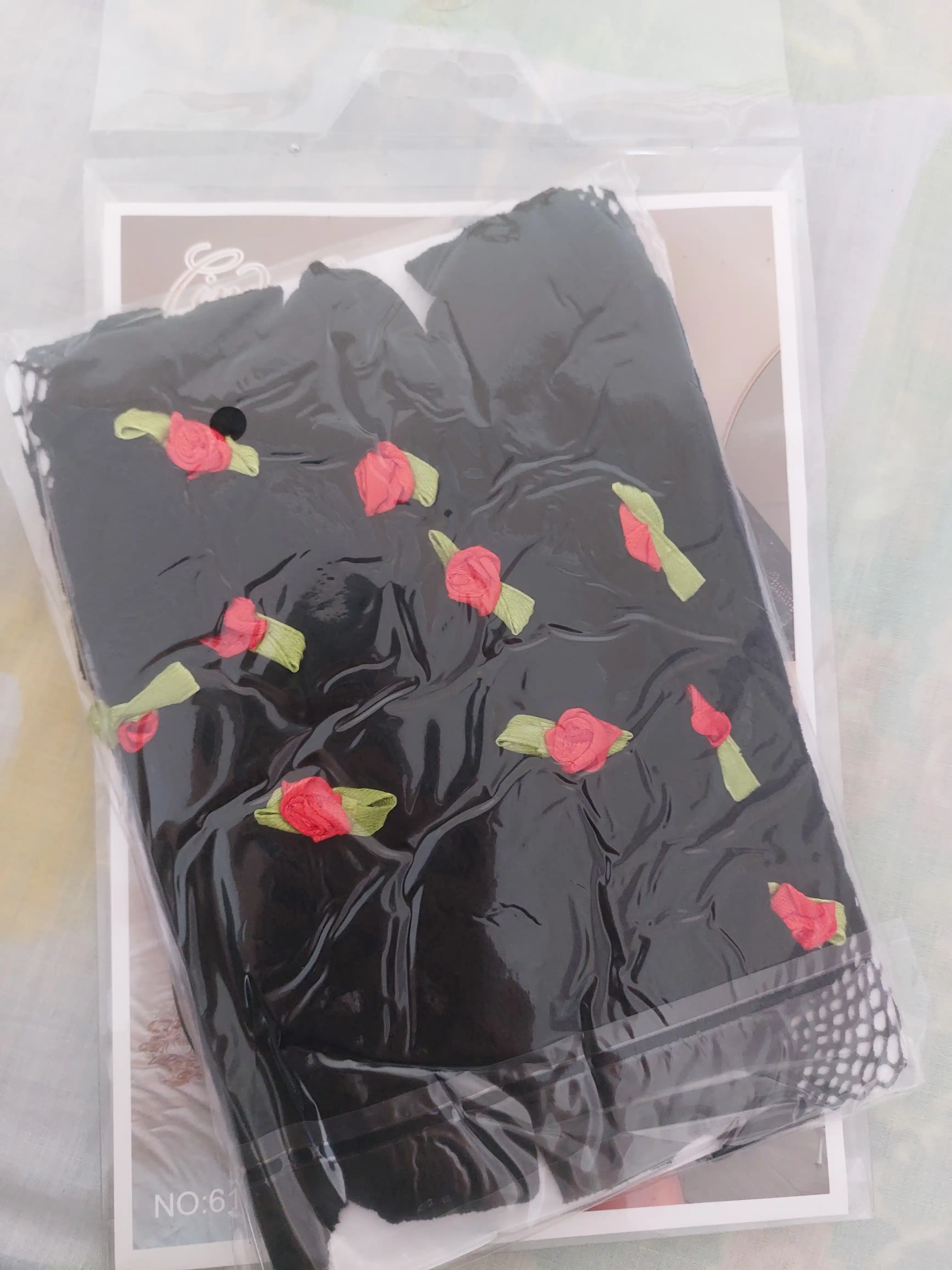 Ayollar tungi kiyimi, bodi, to‘rli tungi kiyim, penyuar