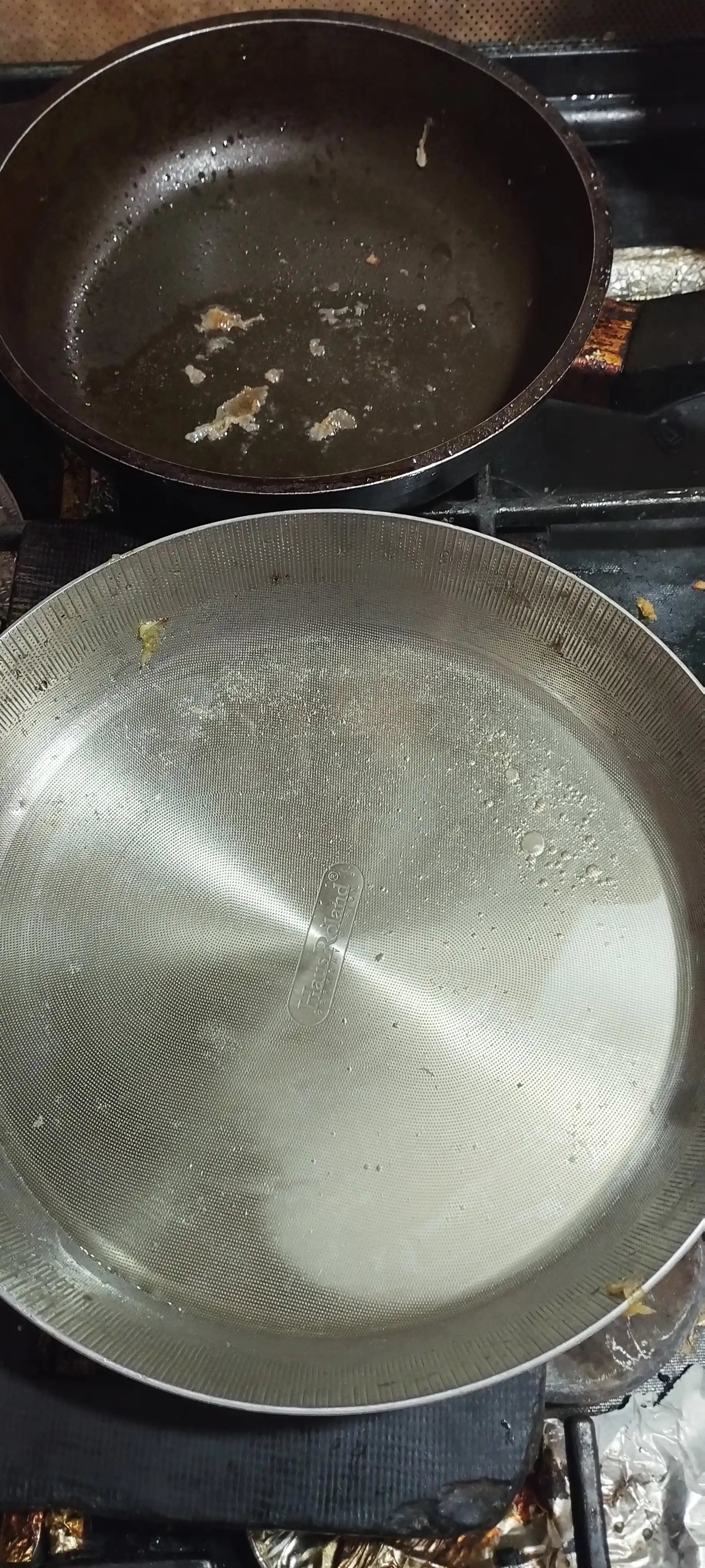 Zanglamaydigan po’lat tova skovorodka 20–24–28 sm, induksiya va gaz plitasi uchun