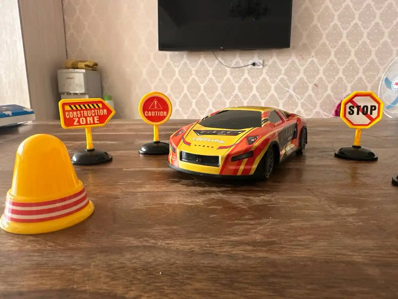 Bolalar inersion drift mashinasi - sport avtomobili