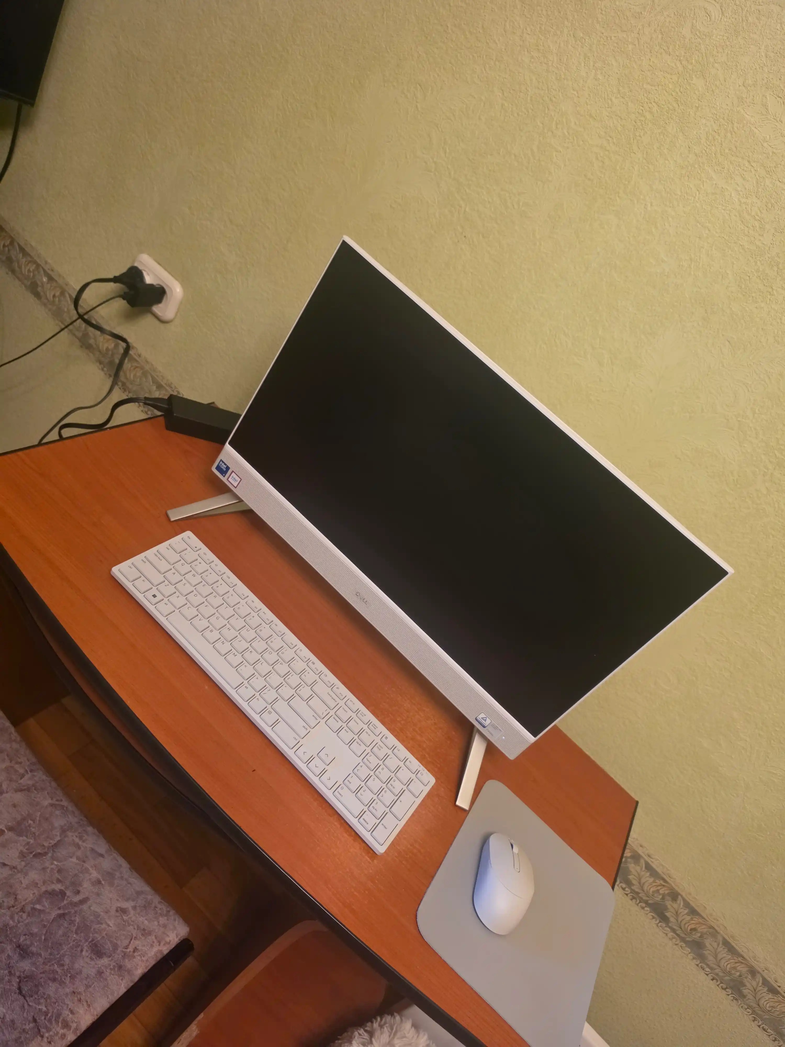Моноблок Dell Inspiron 24 5430, Intel Core™ 3-100U, DDR4 16ГБ, 512ГБ SSD, 23,8" FHD, Win11