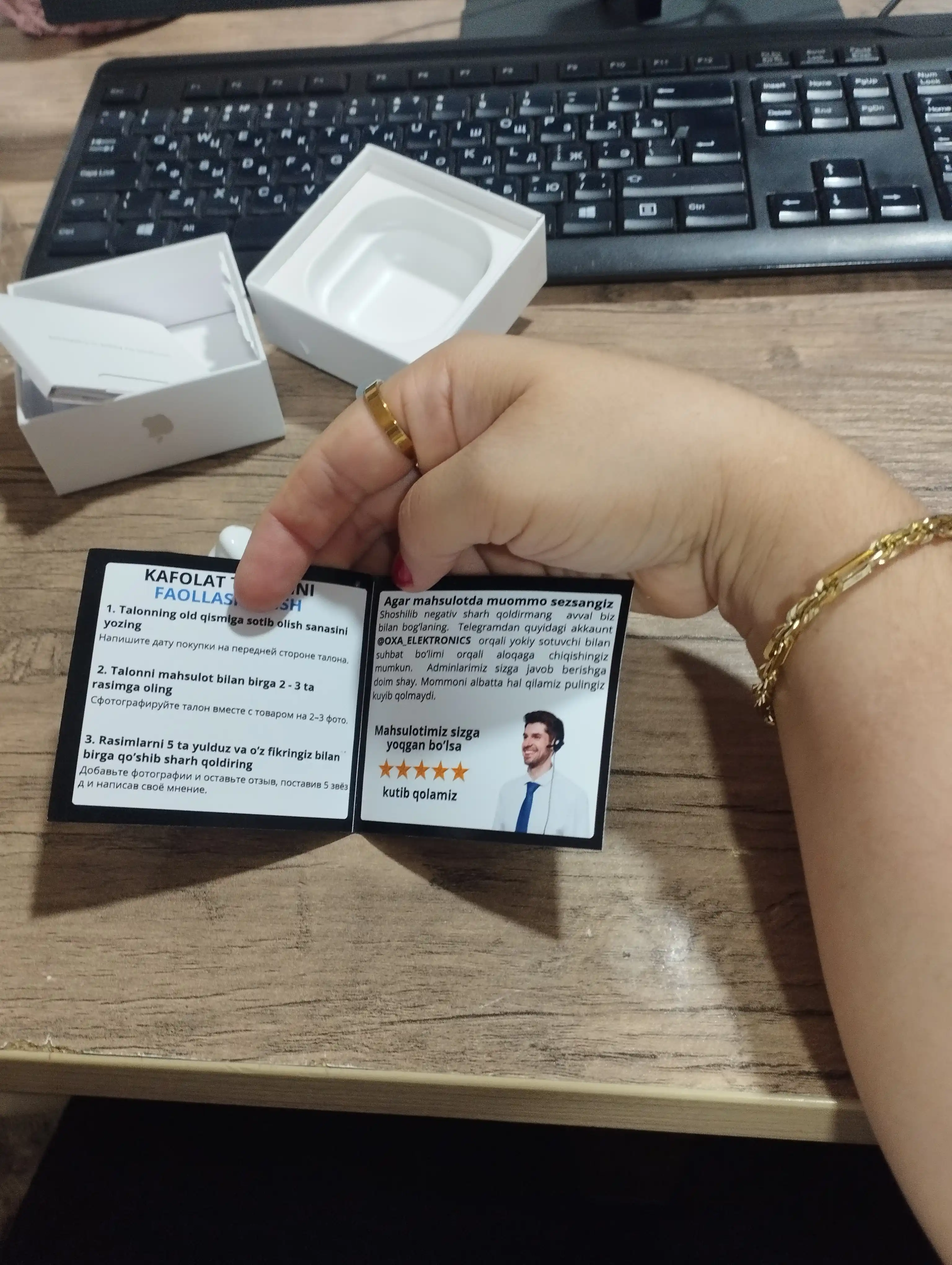 Simsiz quloqchinlar Pods 4, sensorli va blutuz naushniklar, iPhone va Android uchun