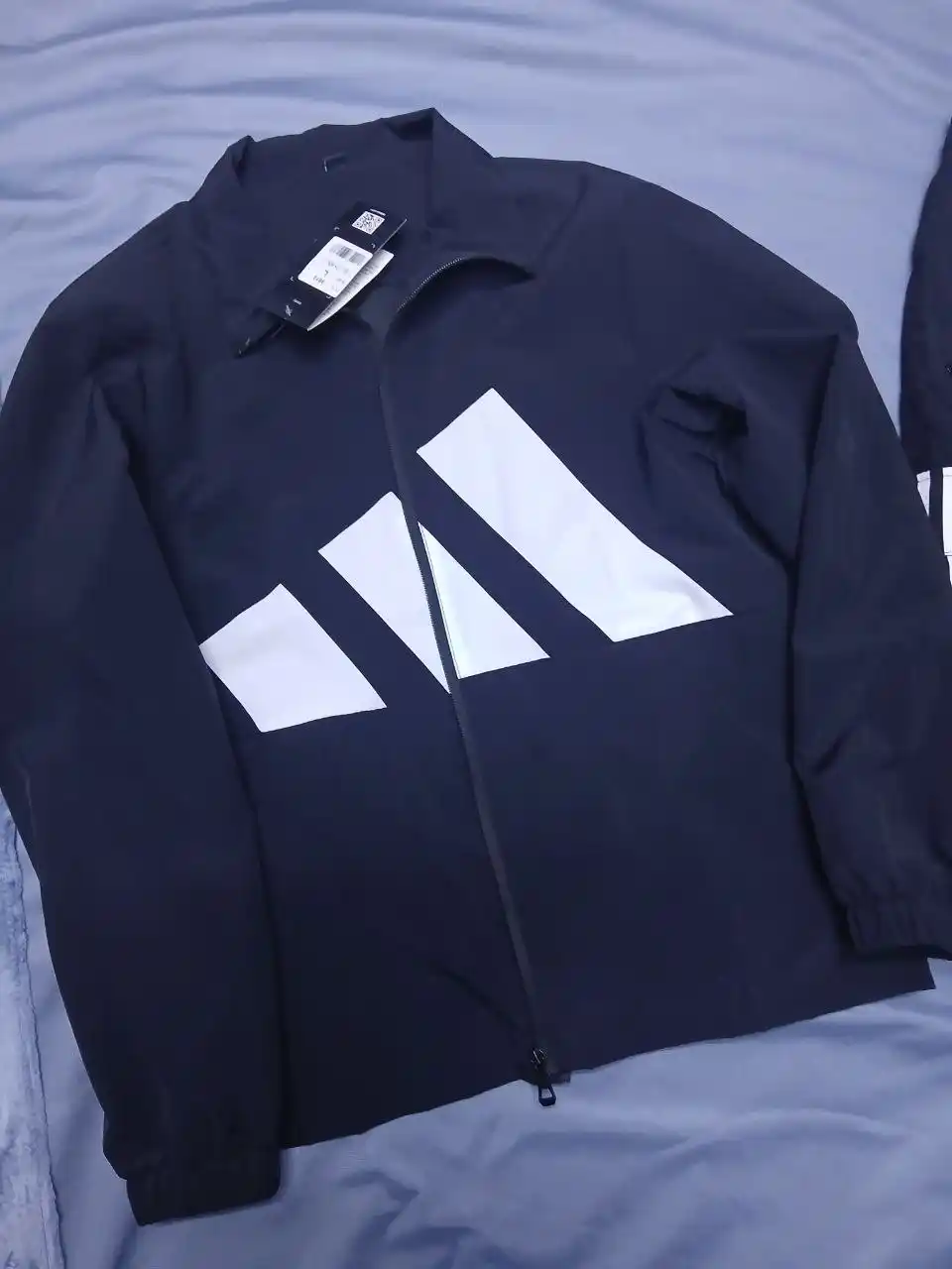 Erkaklar uchun ikki qismli Adidas sport kostyumi (kuz, qish va bahor uchun mos)